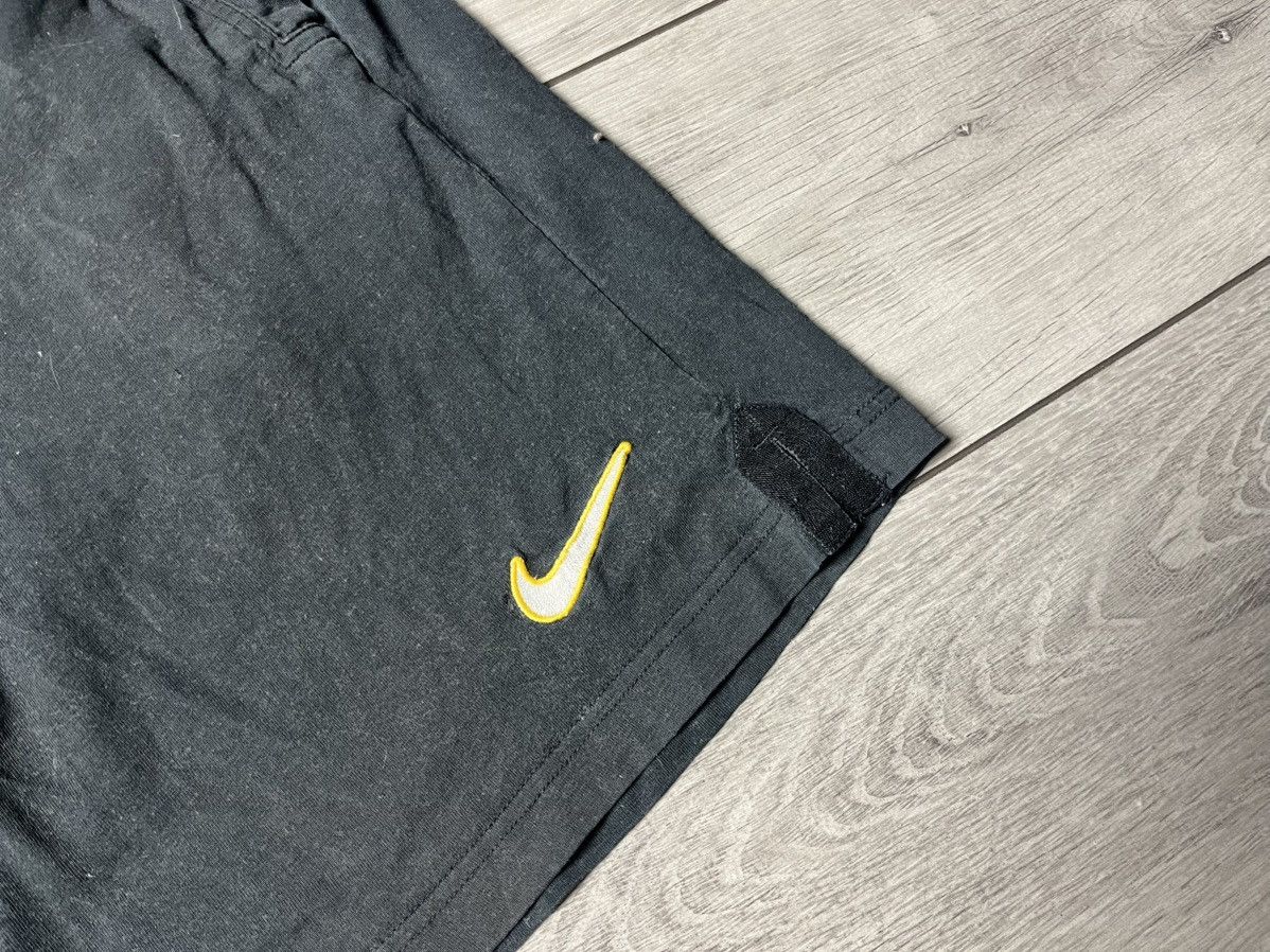 Nike Nike shorts cotton size Large swoosh Size US 34 / EU 50 - 2 Thumbnail
