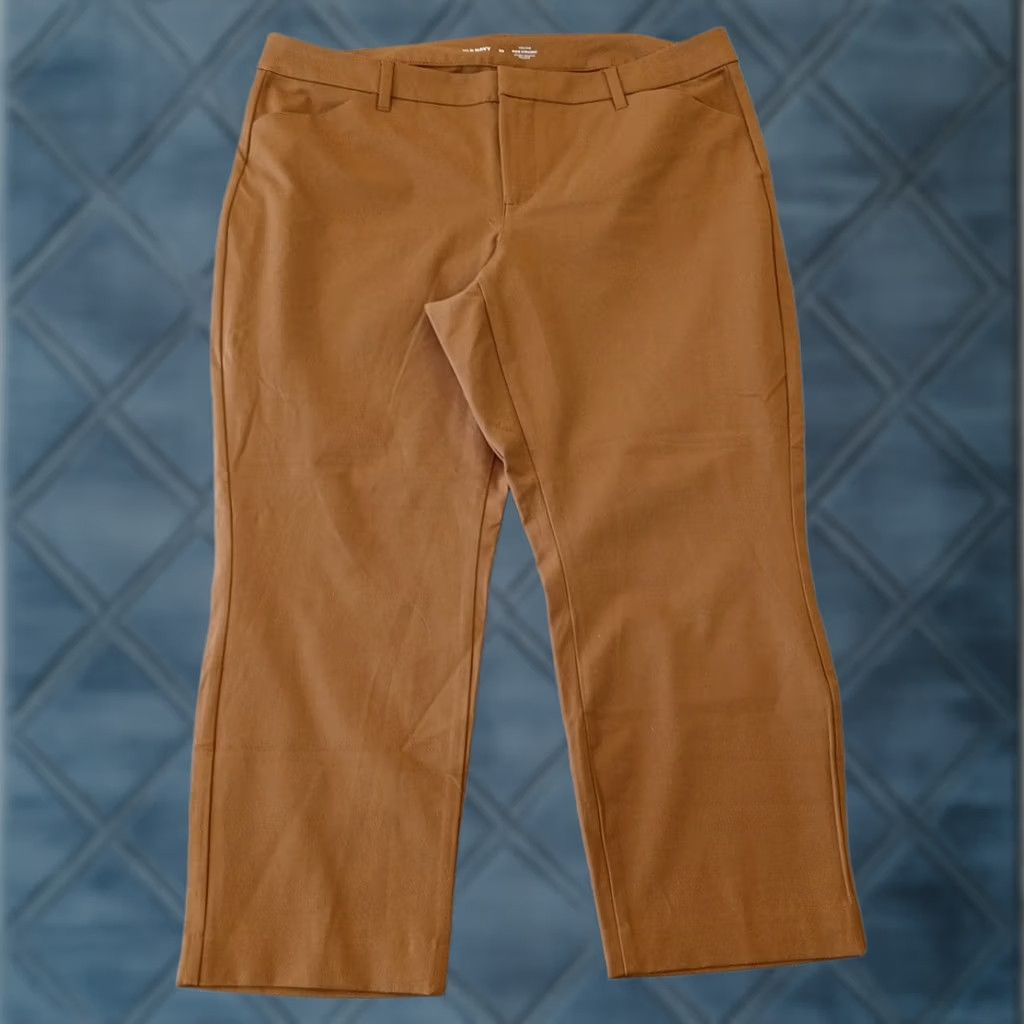 Old Navy Old Navy Pixie Ankle Pants Womens Size 20 Brown Pockets 41x26.5 High Rise Straight Leg Front Flat Front Regular Rise Cotton Blend Casual Pants Girls? Size 42" / US 20 - 1 Thumbnail