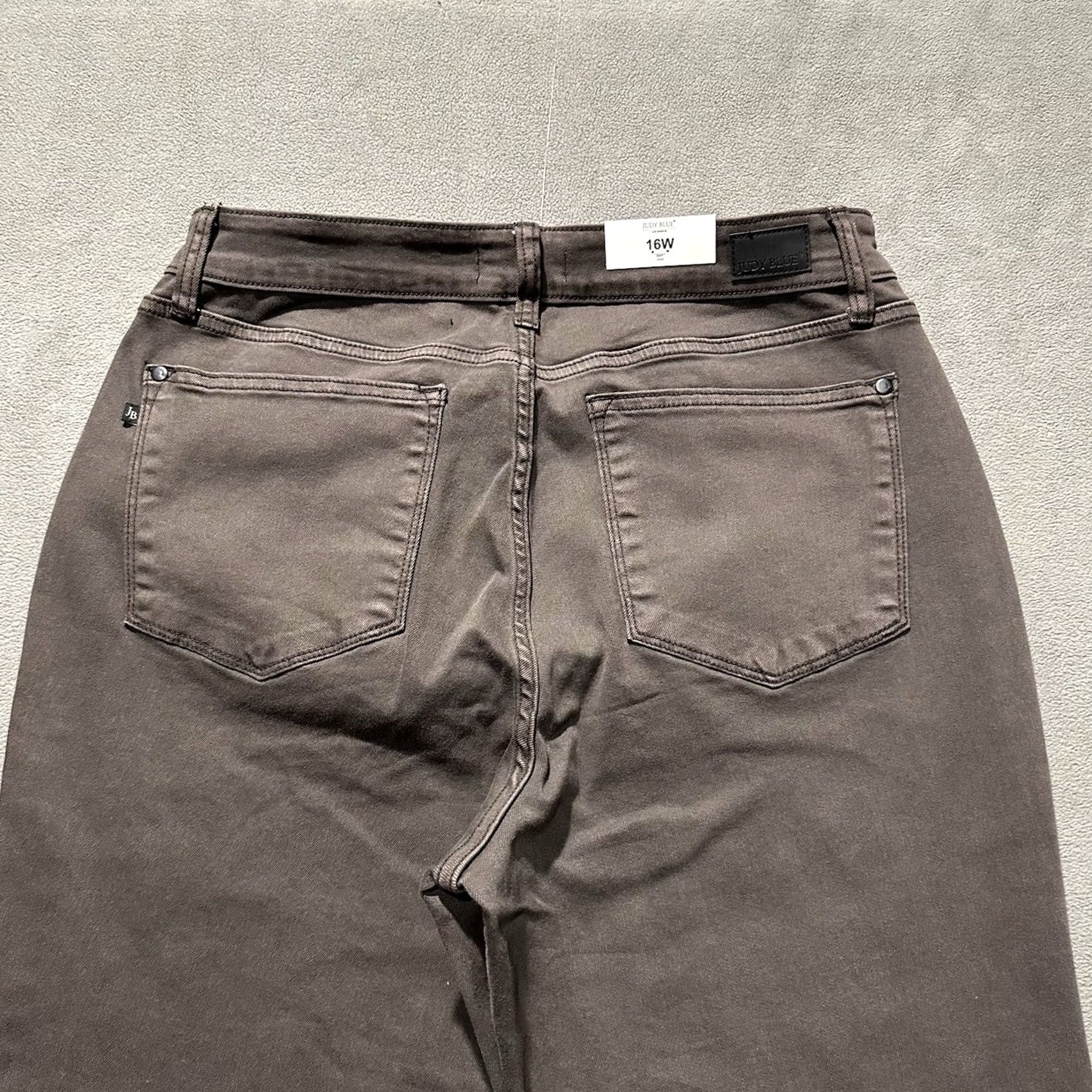 Vintage NWT Judy Blue Jeans Women 16W Dark Brown Straight Fit Raw Hem JB82531C-PL Size 38" / US 16 / IT 52 - 4 Thumbnail