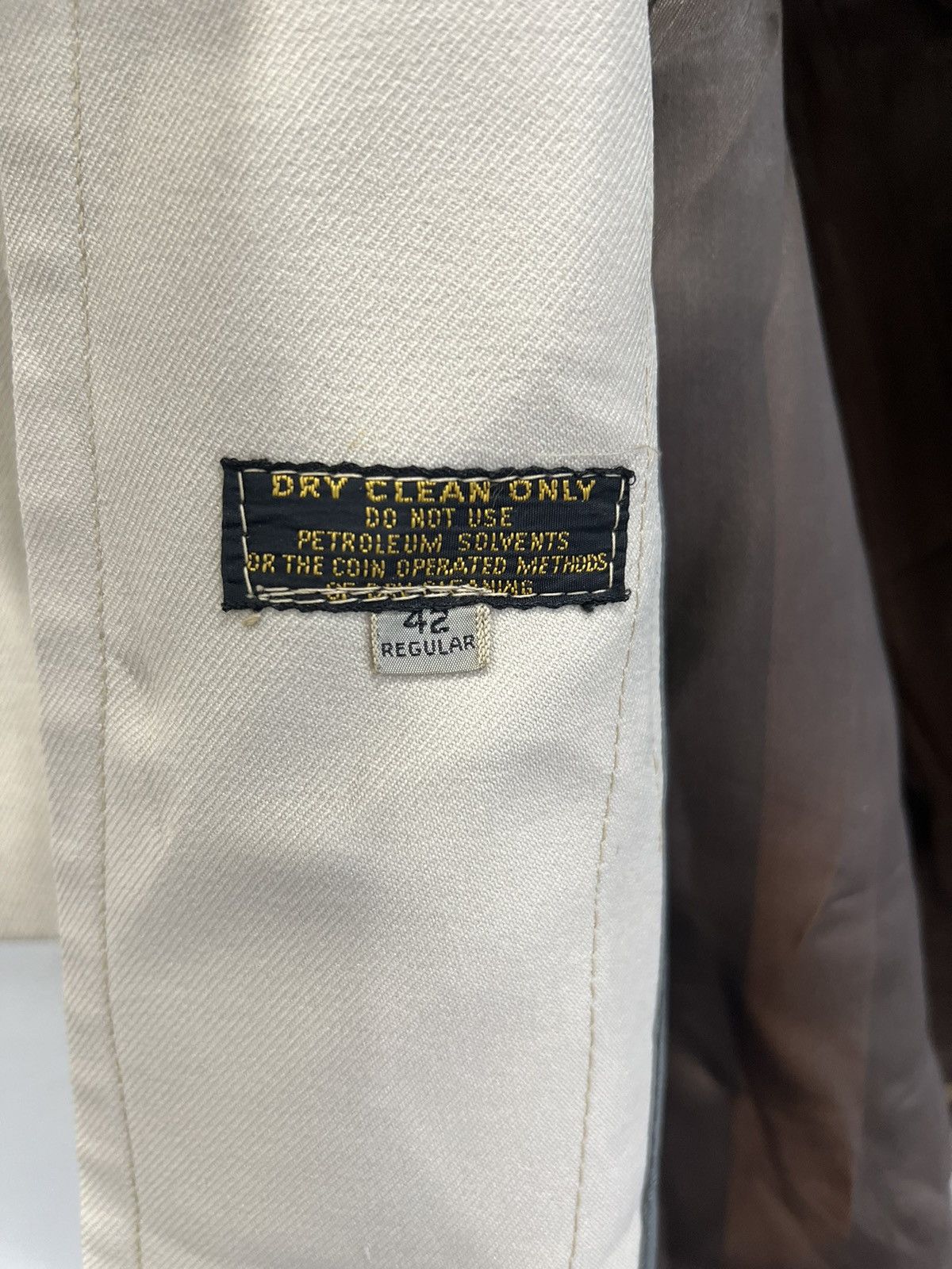 Vintage Vintage Trench Coat Jacket Size 42 belt strap Size US M / EU 48-50 / 2 - 6 Thumbnail