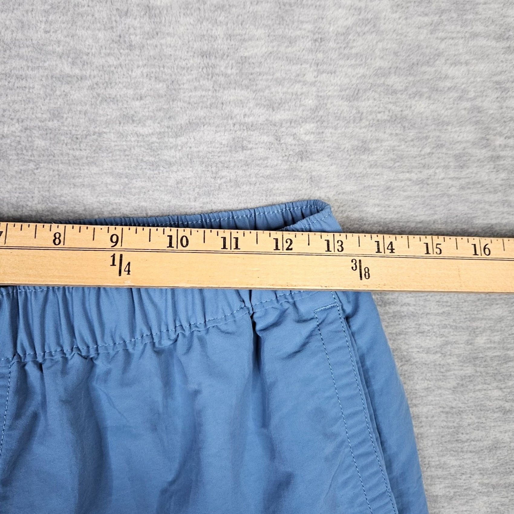Patagonia Patagonia Women's Blue Shorts Pockets Size S Regular Mid Rise Logo Outdoor Casual Size 28" / US 6 / IT 42 - 6 Thumbnail