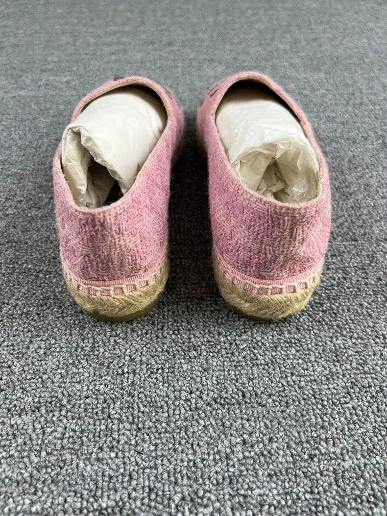 Chanel Chanel Pink Patent Leather Espadrilles. Size US 6.5 / EU 39-40 - 4 Thumbnail