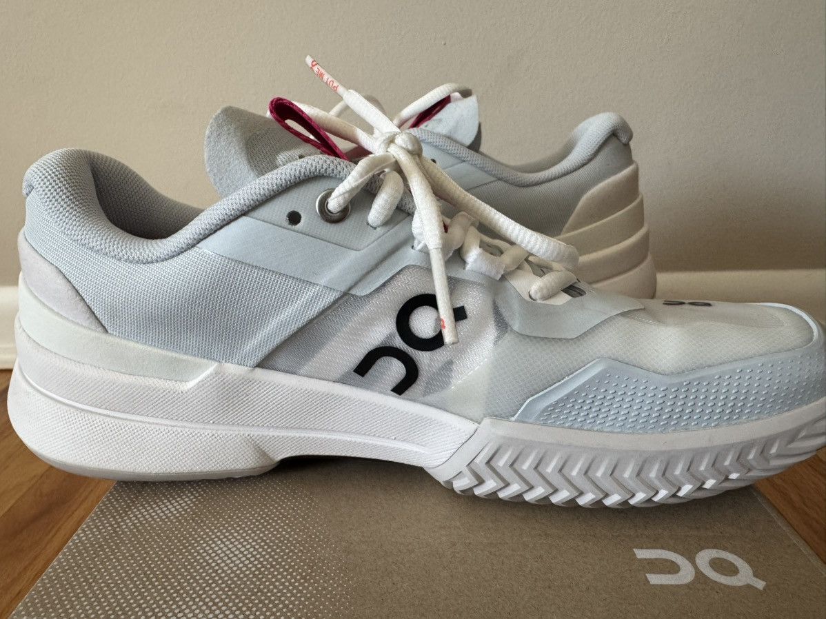 On On | The ROGER PRO 2 Women’s Tennis Shoes Size US 8.5 / IT 38.5 - 8 Thumbnail