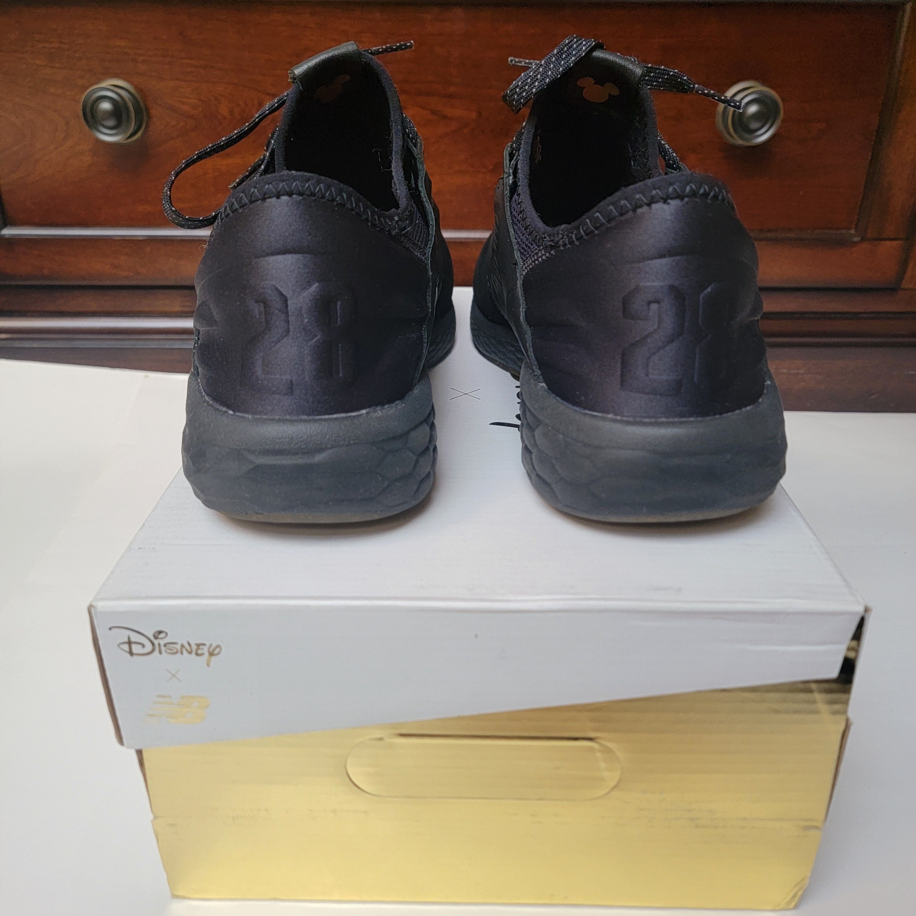 Disney × New Balance Disney x New Balance Fresh Foam Cruz Mickey Mouse Logo Size US 10.5 / EU 43-44 - 8 Thumbnail