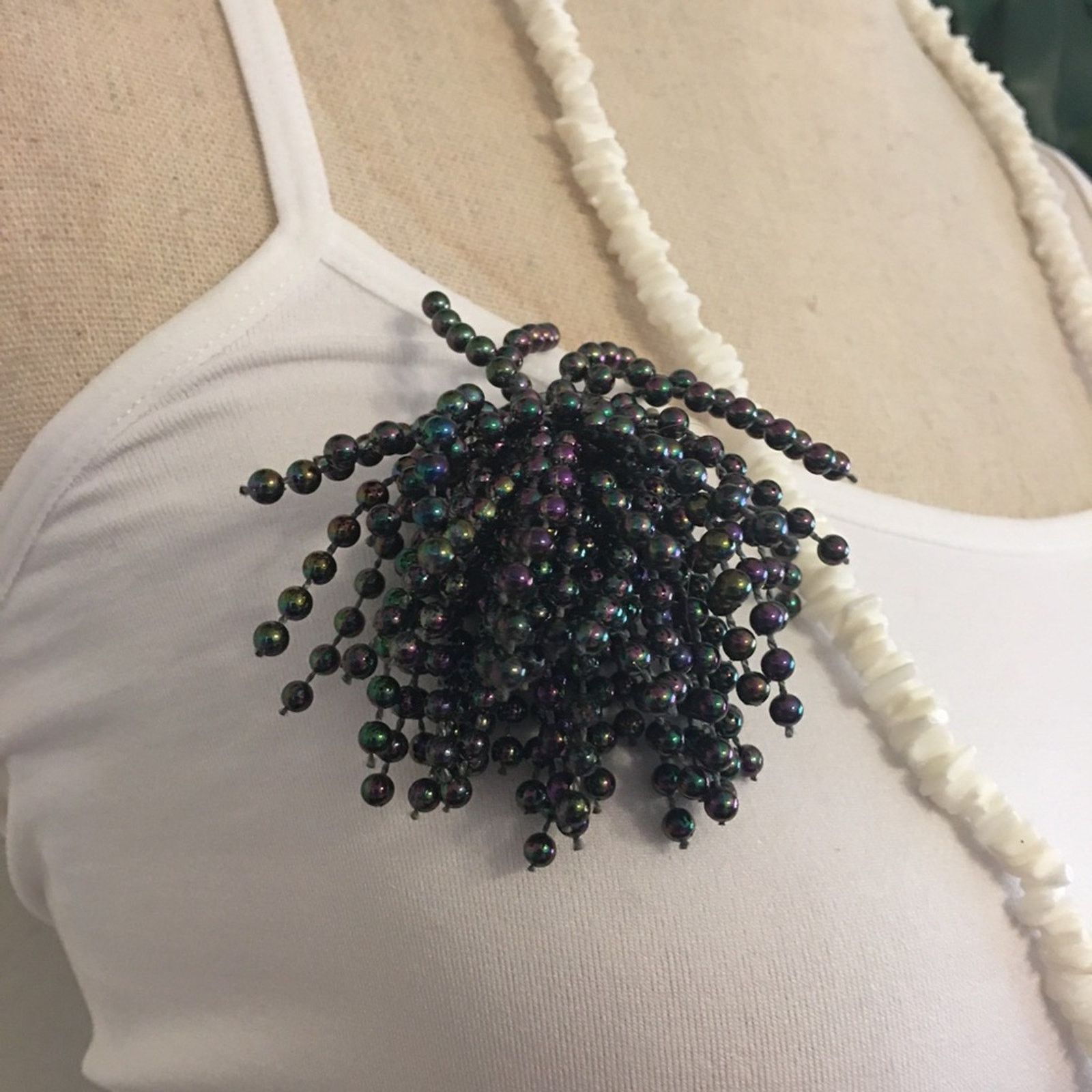 Vintage Vintage 80s peacock bead cluster brooch Size ONE SIZE - 6 Thumbnail