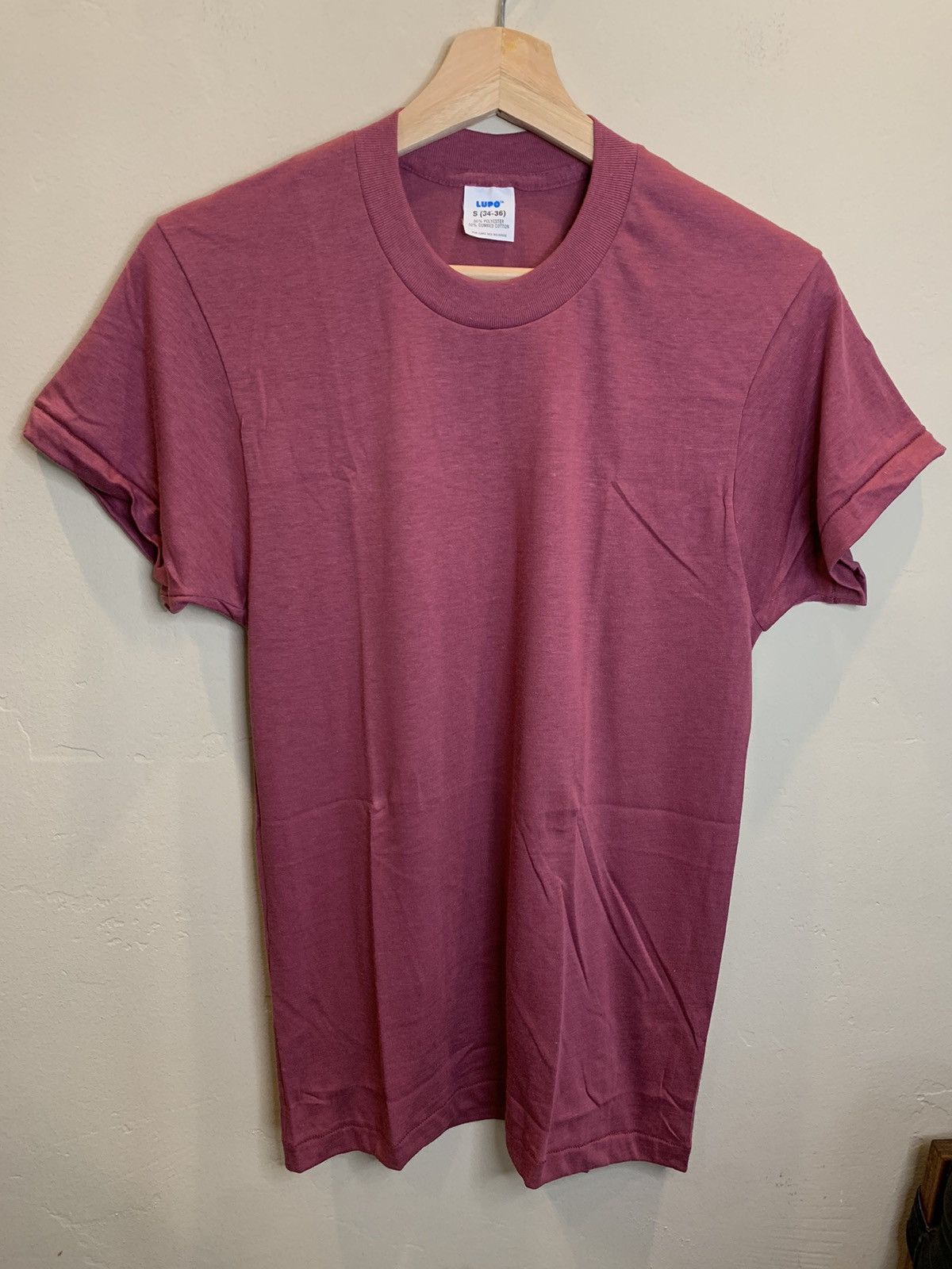 Image of Made In USA Vintage Lupo Single Stitch Usa-Made T-Shirt - Small in Wine, Men's