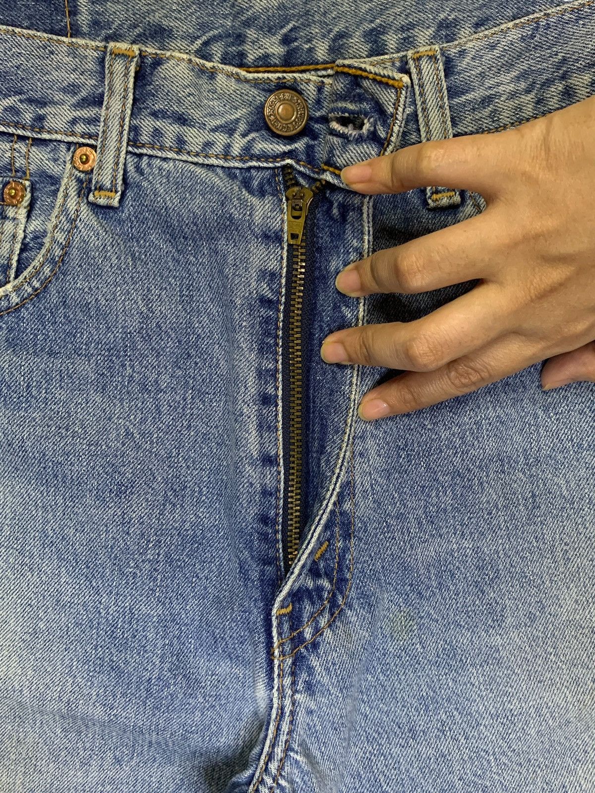 Levi's SALES🔥Vintage 90s Levis 512 Distressed Jean Shorts Jorts Size US 31 - 3 Thumbnail