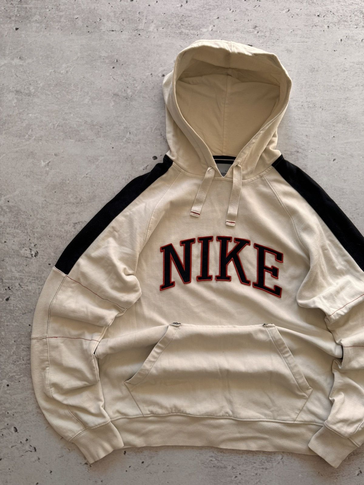 Nike × Vintage NIKE VINTAGE CENTER LOGO OVERSIZE BOXY HOODIE Size US S / EU 44-46 / 1 - 2 Thumbnail