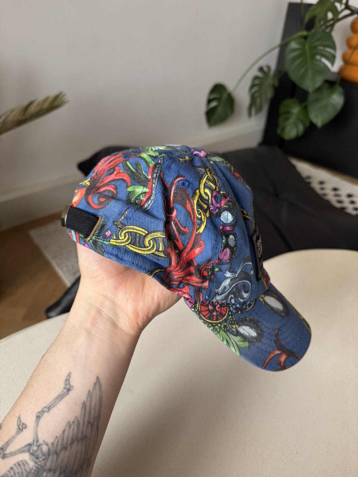 Versace Jeans Couture Versace Jeans Coutre Fullprint Designer Drip Hat Luxury Cap Size ONE SIZE - 2 Thumbnail