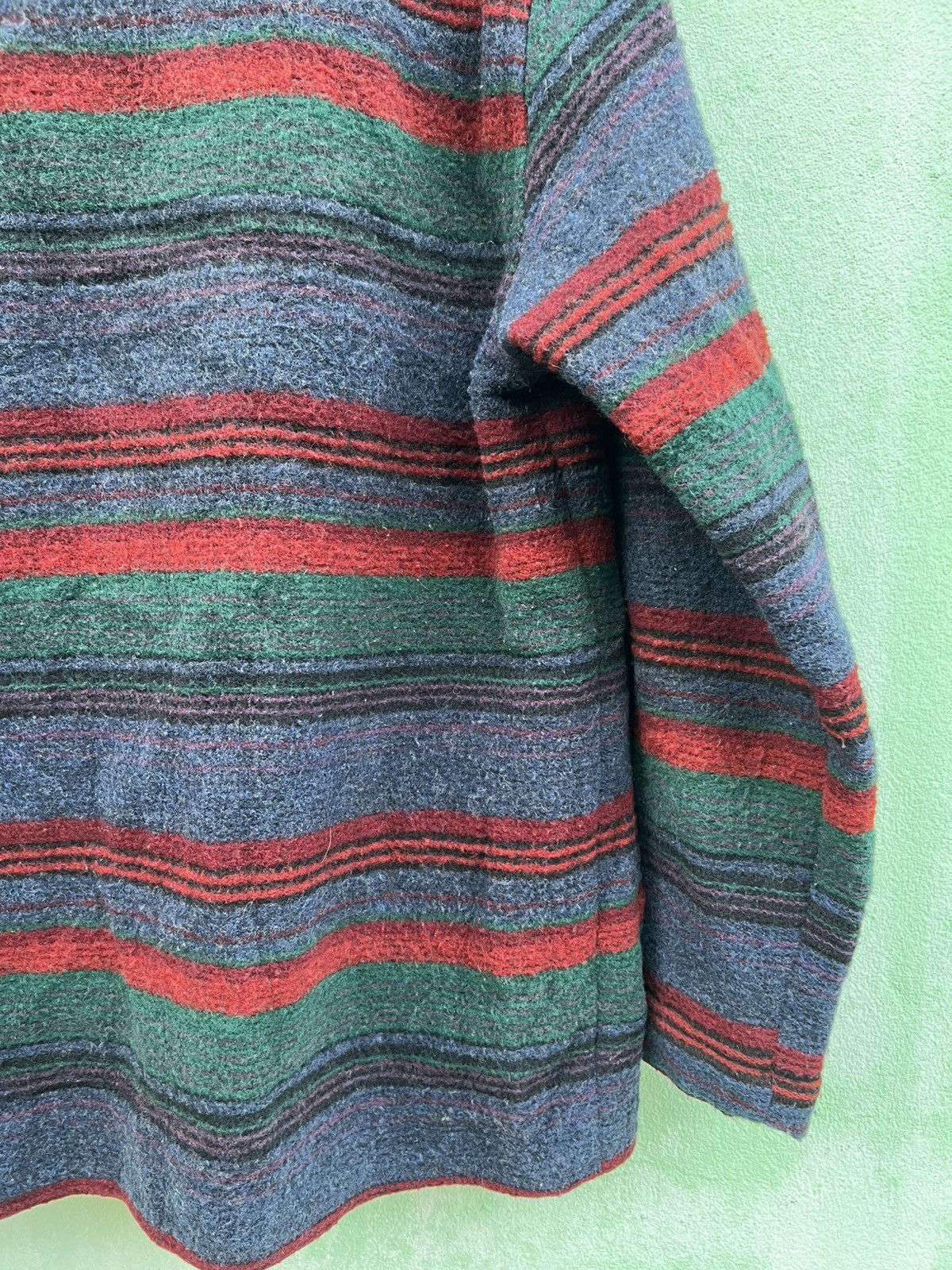 Woolrich Woolen Mills Vtg Woolrich Made in USA Multi Stripe Wool Blanket Jacket Size US L / EU 52-54 / 3 - 13 Thumbnail