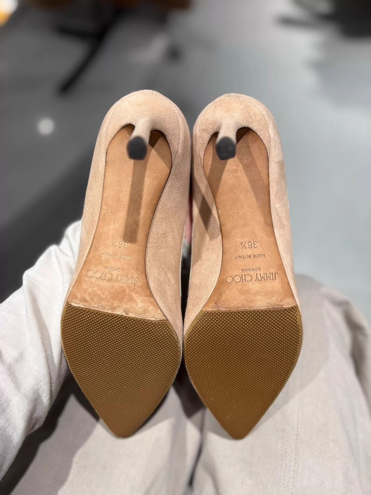 Jimmy Choo Jimmy Choo nude suede emb logo heels 99% 36.5 Size US 6 / IT 36 - 4 Thumbnail