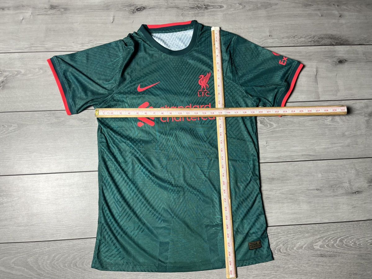 Nike LIVERPOOL 2022/23 NIKE THIRD FOOTBALL SOCCER JERSEY Size XL Size US XL / EU 56 / 4 - 5 Thumbnail