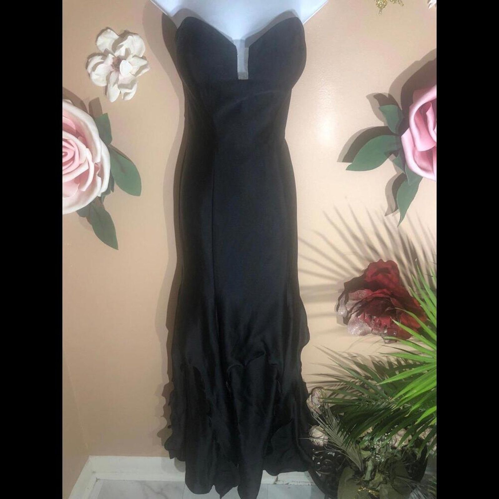 Rene Caovilla Dress gown strapless with verticle ruffle bottom Size S / US 4 / IT 40 - 7 Thumbnail