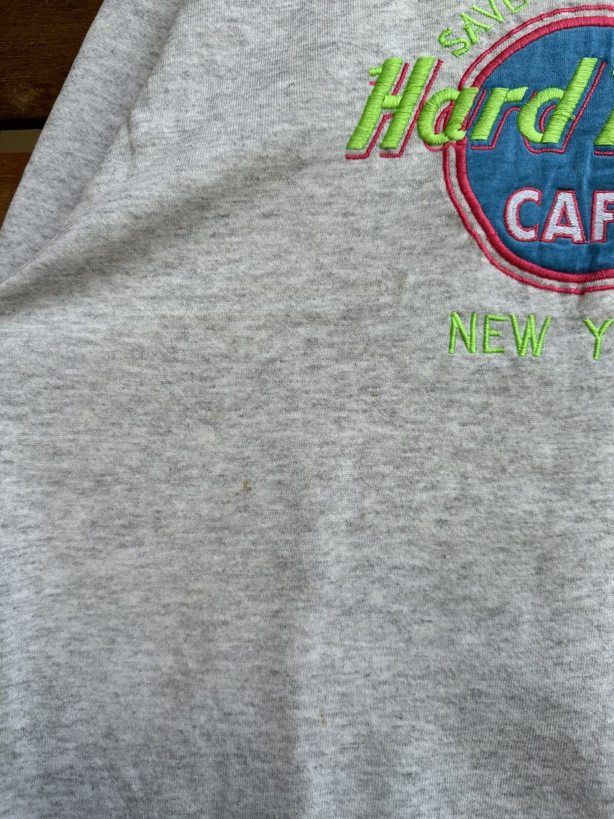 Hard Rock Cafe Vintage Distressed Hard Rock Cafe New York Sweatshirt Size US L / EU 52-54 / 3 - 7 Thumbnail