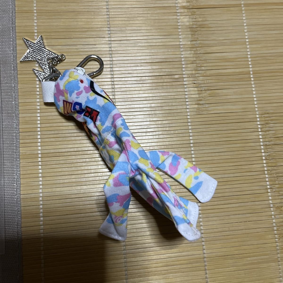 Bape A BATHING APE SHARK FULL ZIP HOODIE KEYCHAIN Size ONE SIZE - 2 Thumbnail