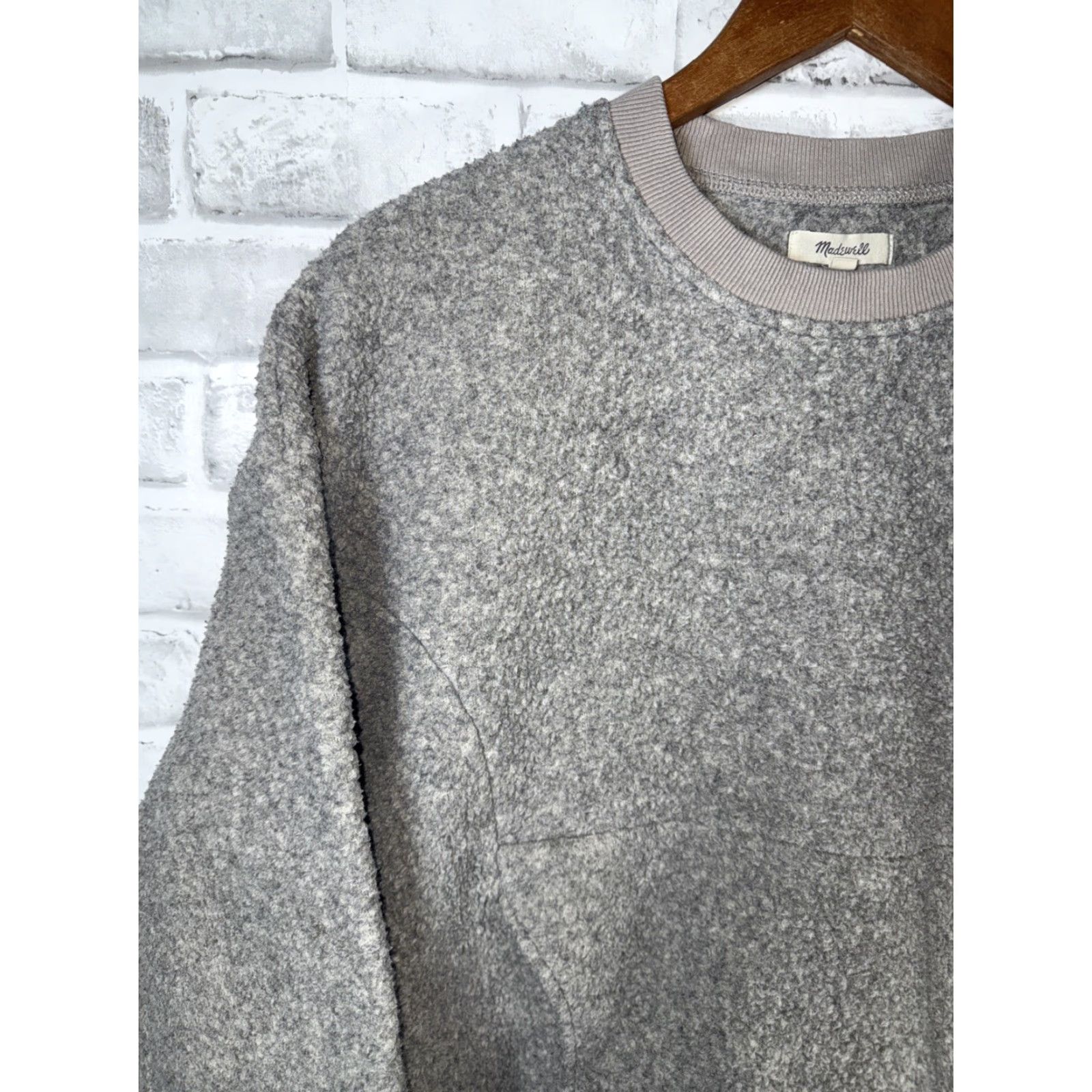Madewell MADewell Gray Heavy Pile Fleece Pullover with Pouch Sweater Womens M Regular Size Gray, Fleece, Pullover, 90s-inspired? (no, avoid inaccurate) Size M / US 6-8 / IT 42-44 - 6 Thumbnail
