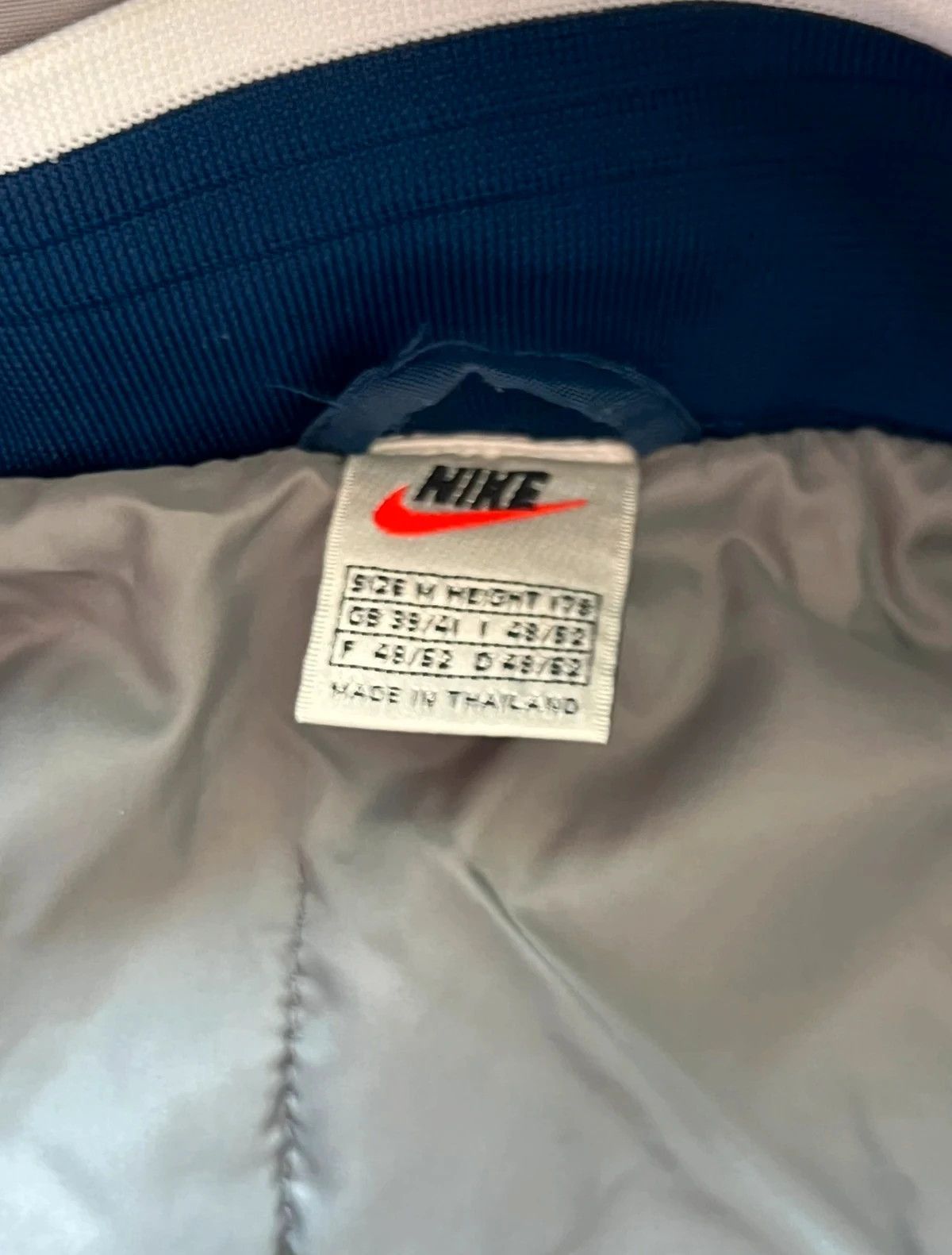 Nike Nike Vintage Puffer Jacket streetwear Rare y2k Size US M / EU 48-50 / 2 - 4 Thumbnail