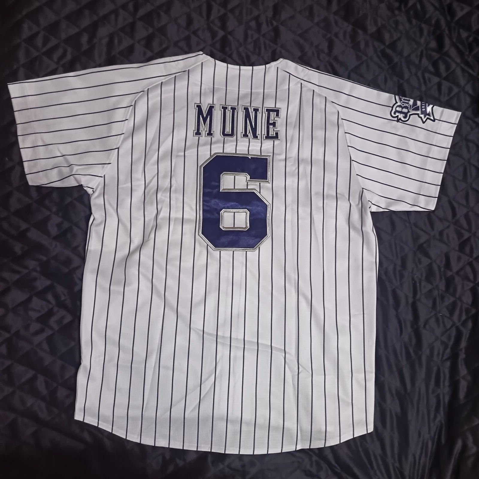 Descente Orix Buffaloes Yuma Mune 宗 佑磨 NPB Japanese Baseball Jersey Size US L / EU 52-54 / 3 - 5 Thumbnail