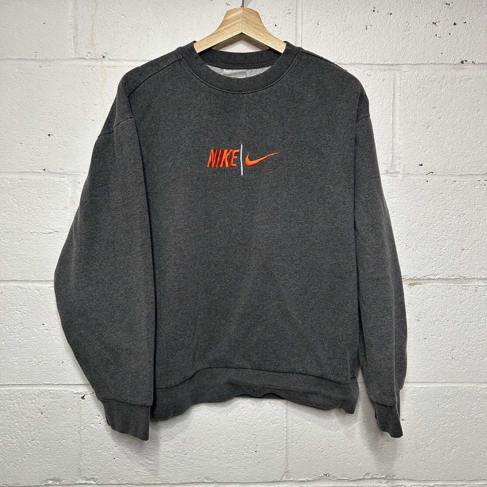 Nike Vintage Y2K Nike Crewneck “Grey Orange” 2024 Size US L / EU 52-54 / 3 - 1 Thumbnail