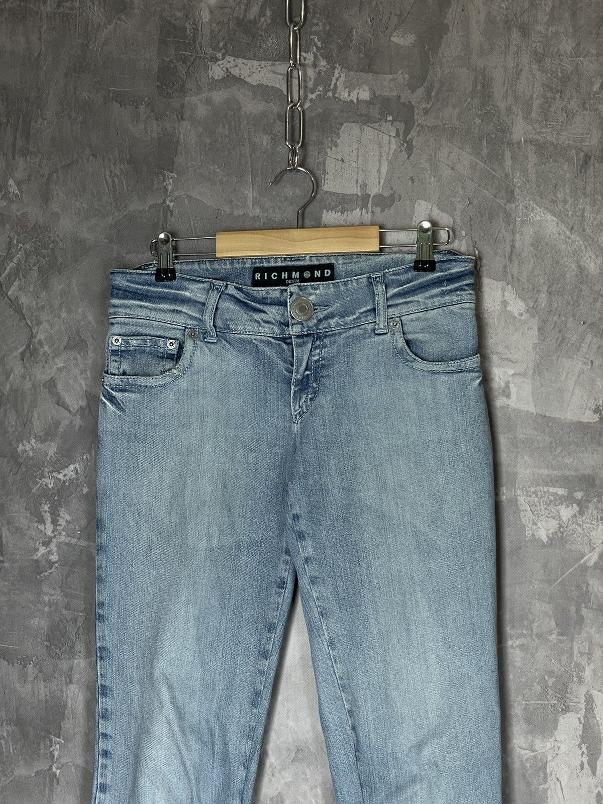 Japanese Brand × Richmond Denim Richmond Streetwear Y2K Embroidered Logo Denim Jeans Size US 27 - 3 Thumbnail