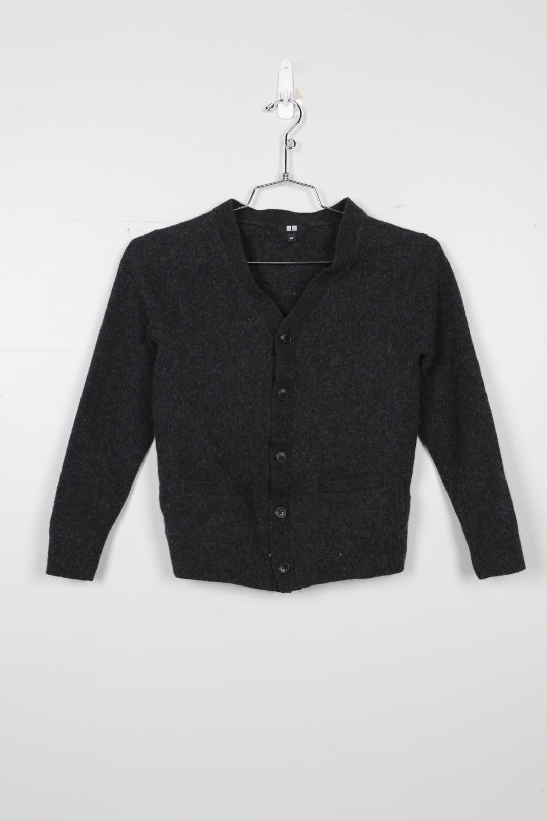 Uniqlo 2020's Uniqlo Cardigan Size ONE SIZE - 1 Thumbnail