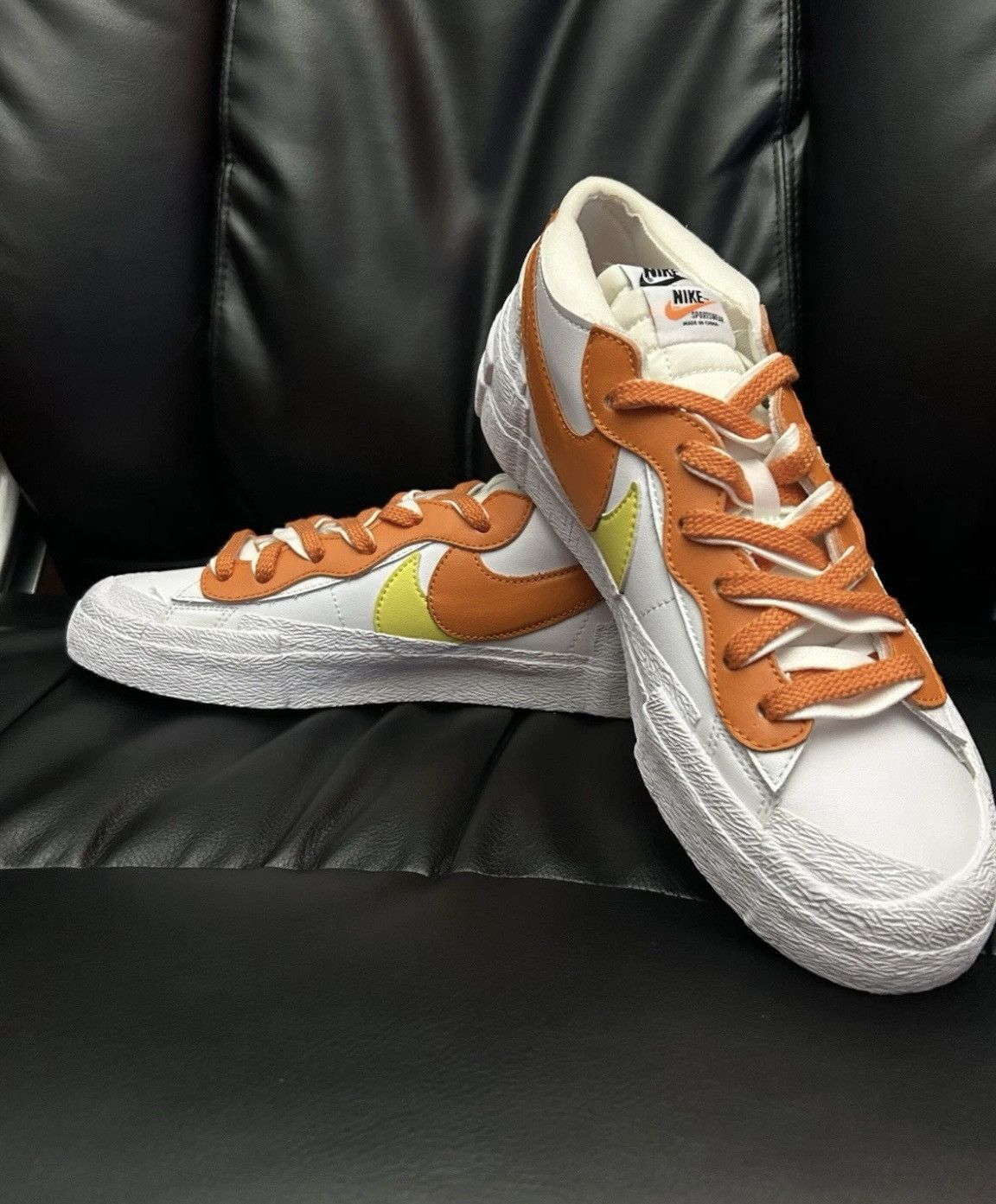 Nike × Sacai Nike Blazer Low Sacai White/Orange/Yellow Mens 9 NIB Size US 9 / EU 42 - 4 Thumbnail