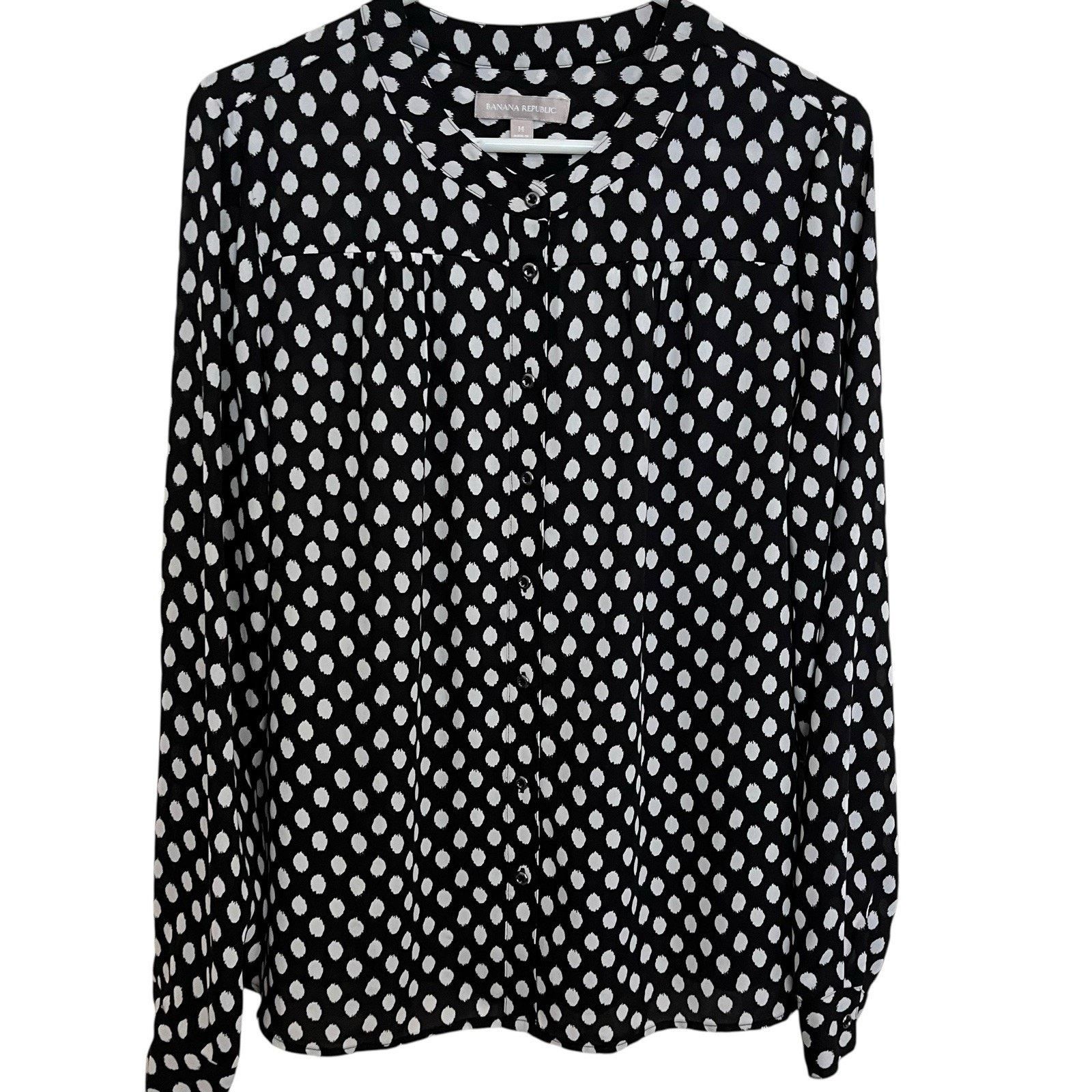Banana Republic Banana Republic | Pleated Chiffon Button Blouse Top Size M / US 6-8 / IT 42-44 - 3 Thumbnail