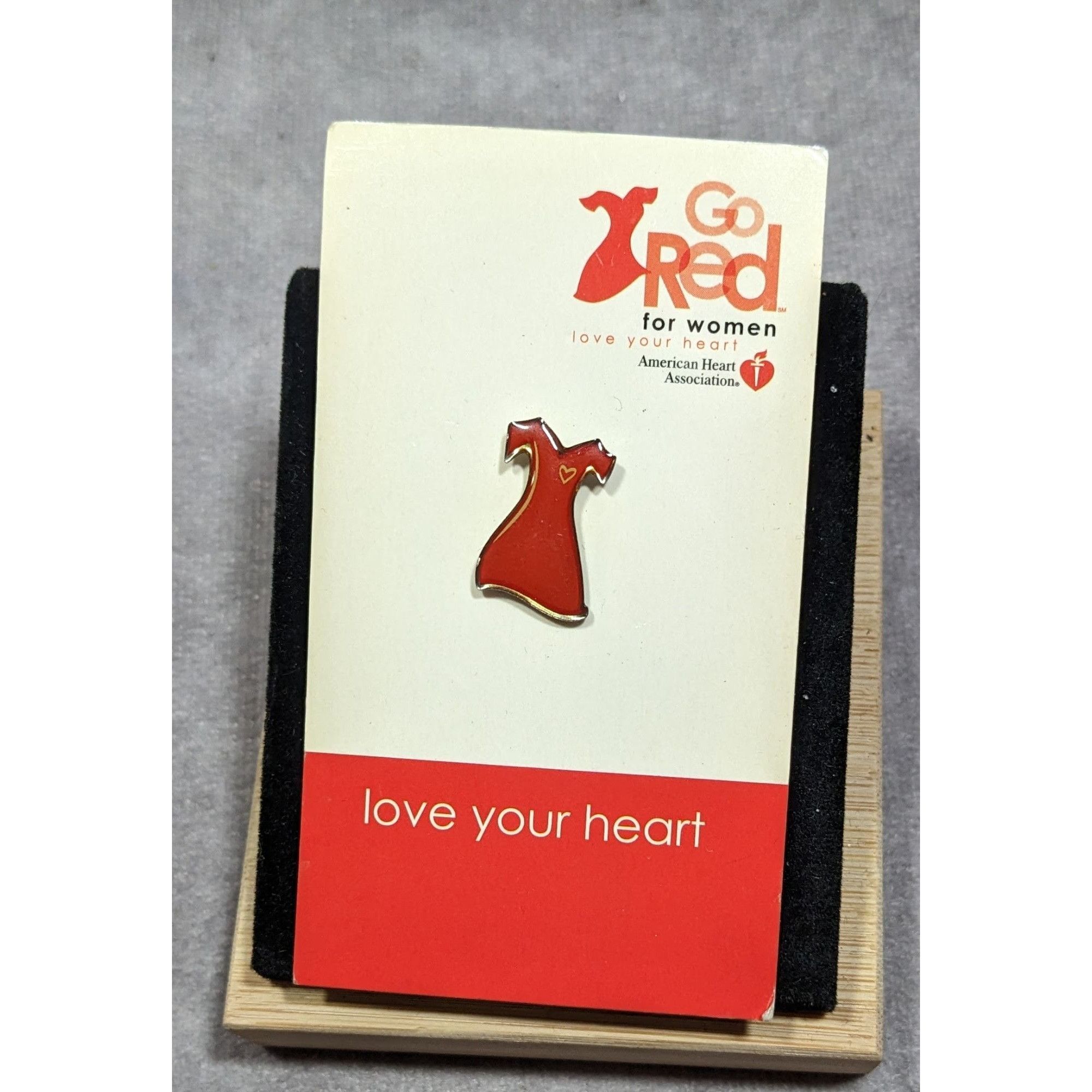 Macys Macy's Go Red For Women American Heart Association Lapel Pin Size ONE SIZE - 3 Thumbnail