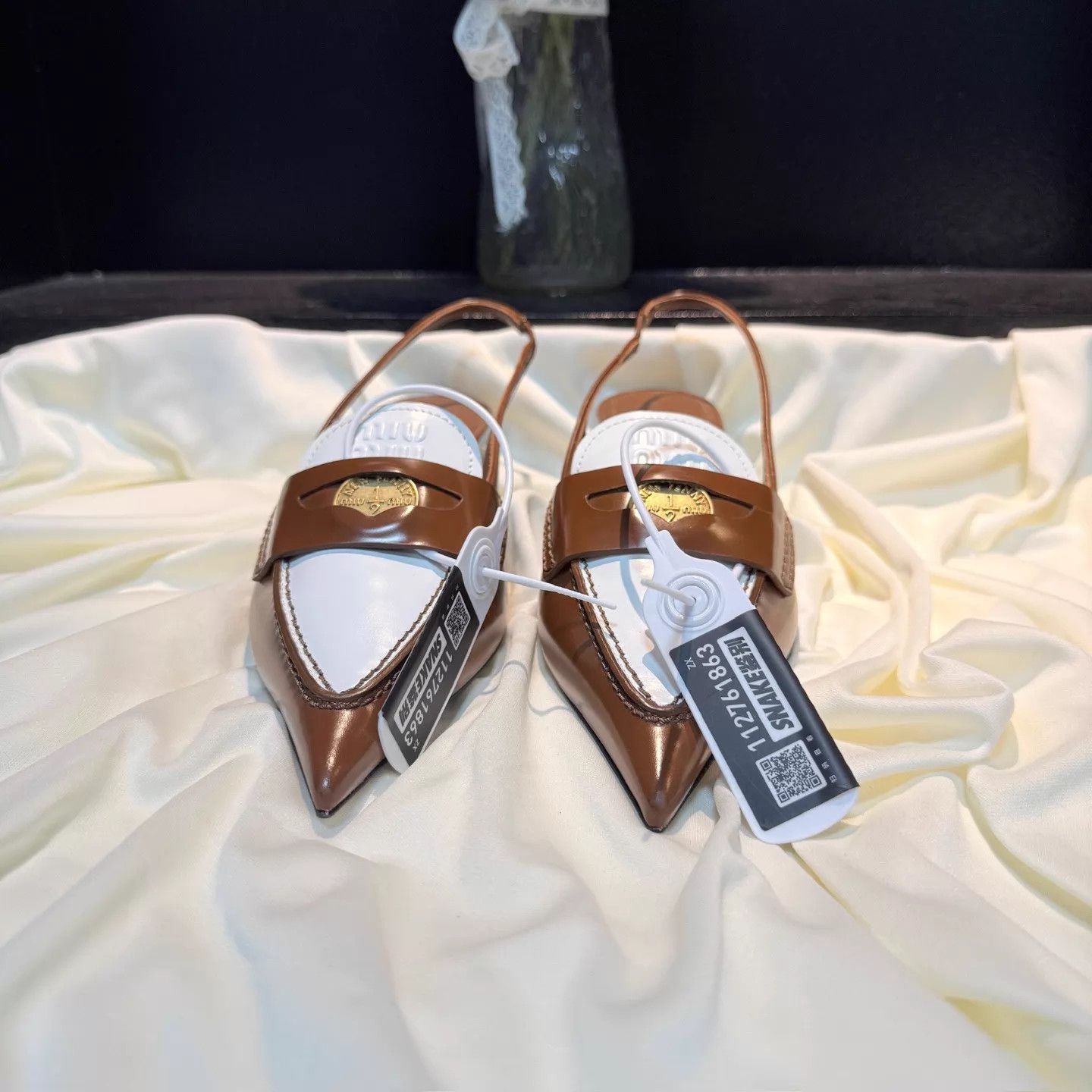 Miu Miu MIU MIU White Brown Gold Coin Pointed Kitten 35 New Size US 4.5 / IT 34.5 - 2 Thumbnail