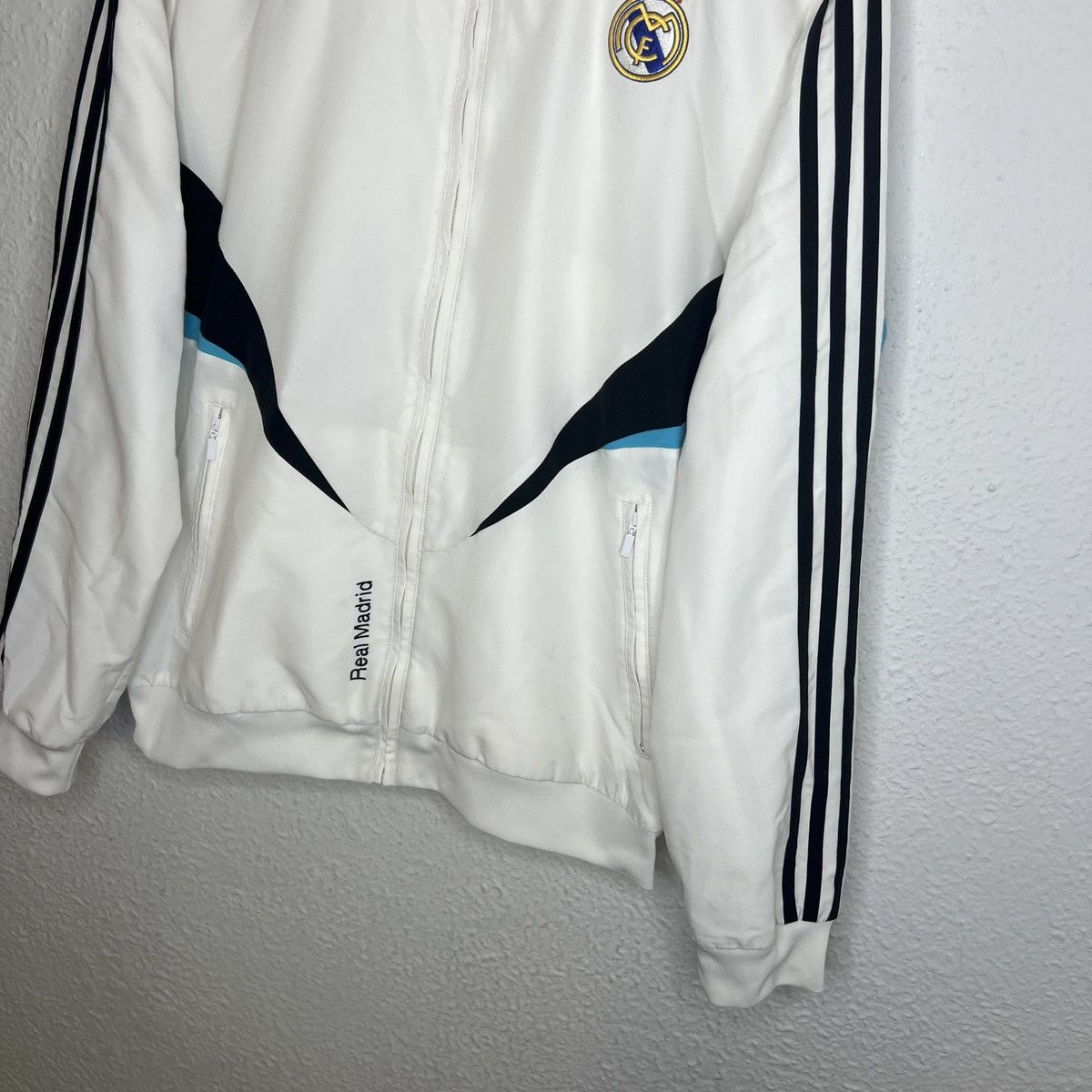 Adidas Adidas Real Madrid Vintage 2008 Jacket White Home Zip Size US M / EU 48-50 / 2 - 3 Thumbnail