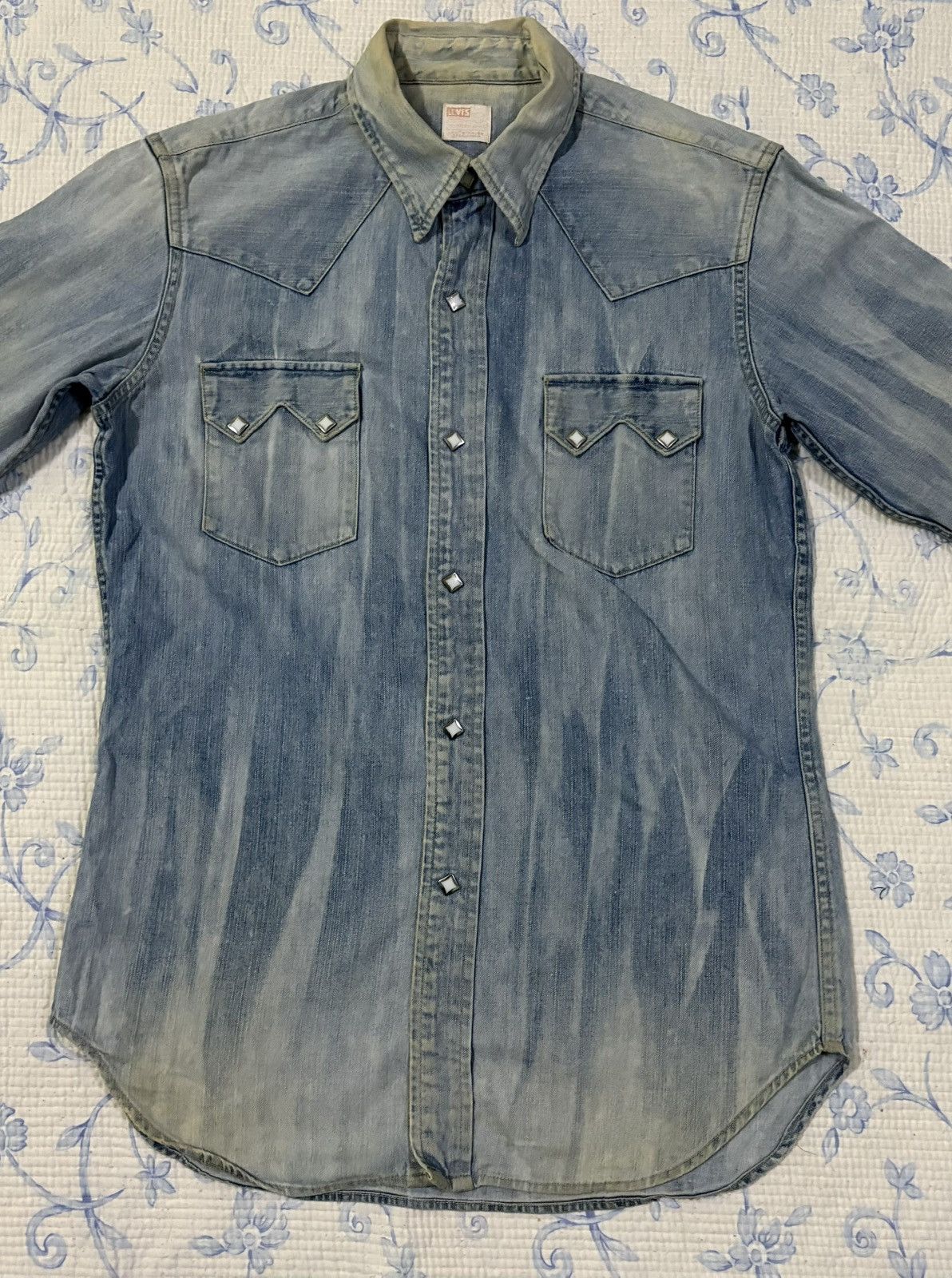 Levi's Levi’s Shirt Button Up Size US M / EU 48-50 / 2 - 4 Thumbnail
