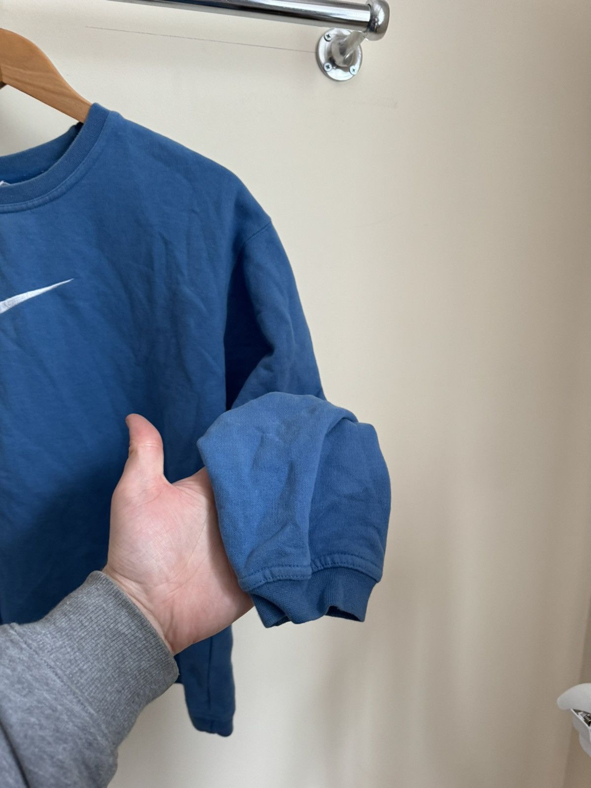 Nike × Vintage Vintage 90s Nike Big Logo Sweatshirt Size US M / EU 48-50 / 2 - 6 Thumbnail