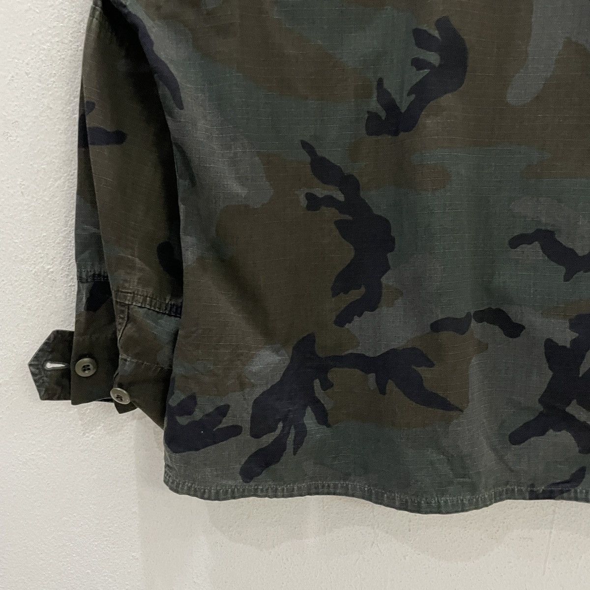 Vintage Vintage 90s Usaf Air Force BDU Woodland Camo Jacket Size US L / EU 52-54 / 3 - 10 Thumbnail