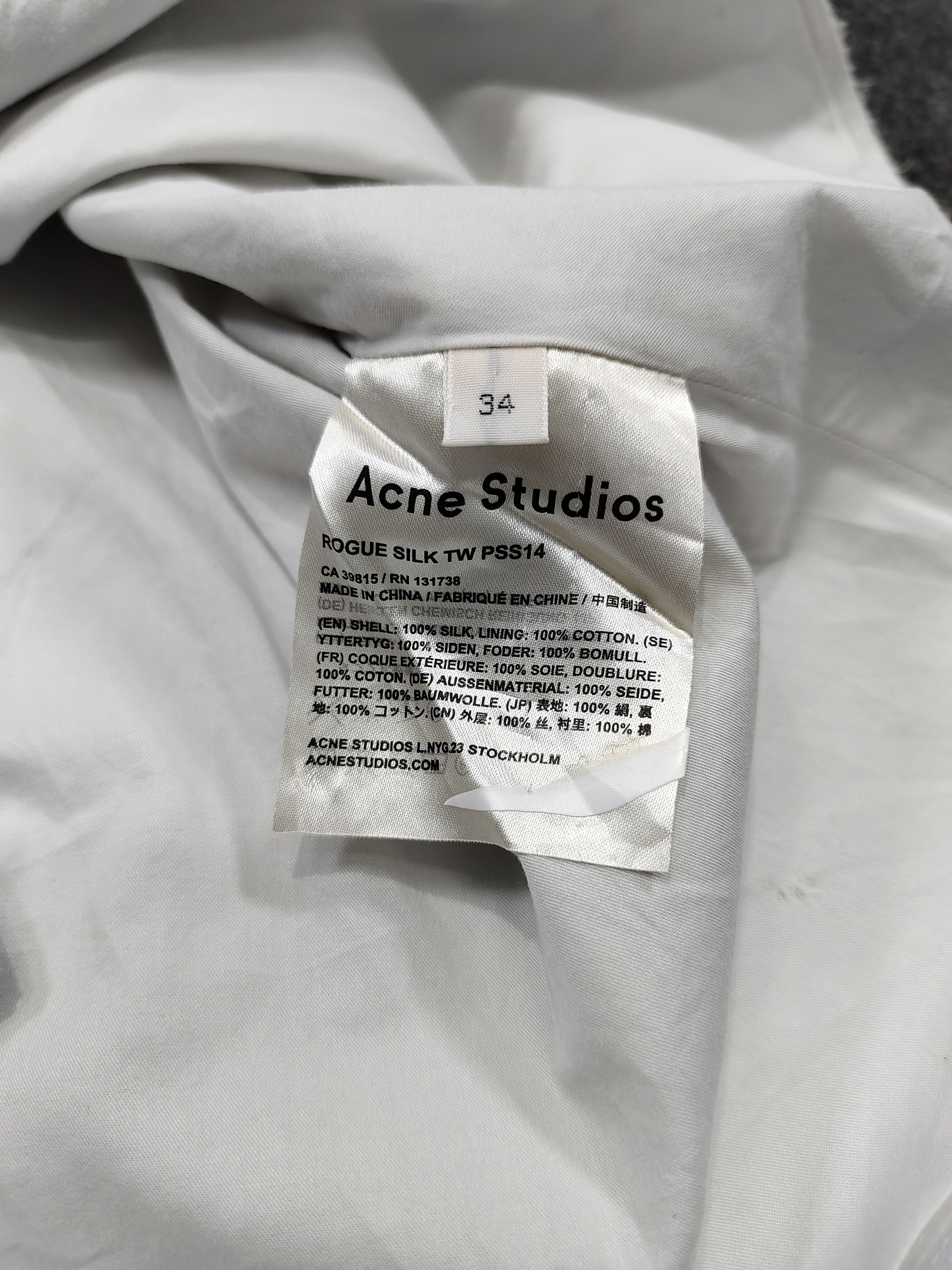 Acne Studios SS14 Acne Studios- Abstract Rogue Silk Patch Panel Shirt Size M / US 6-8 / IT 42-44 - 9 Thumbnail