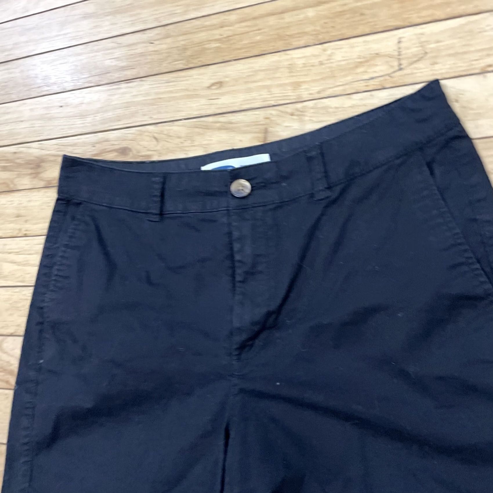 Old Navy VINTAGE OLD NAVY Everyday Short High Rise Womens 8 Black Jack Sol Stretch Casual 8 Size 30" / US 8 / IT 44 - 3 Thumbnail