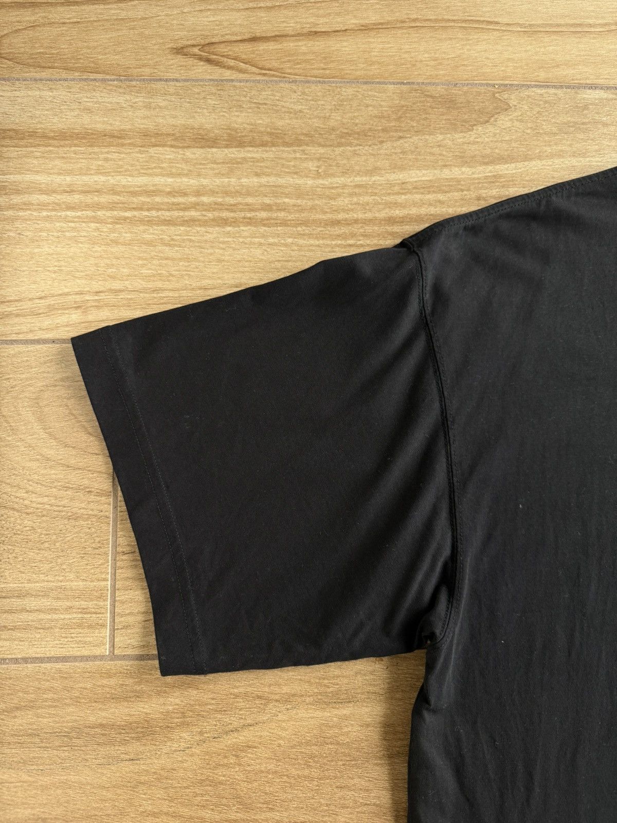 Vetements Vetements World Tour T-Shirt - Black Size US S / EU 44-46 / 1 - 11 Thumbnail