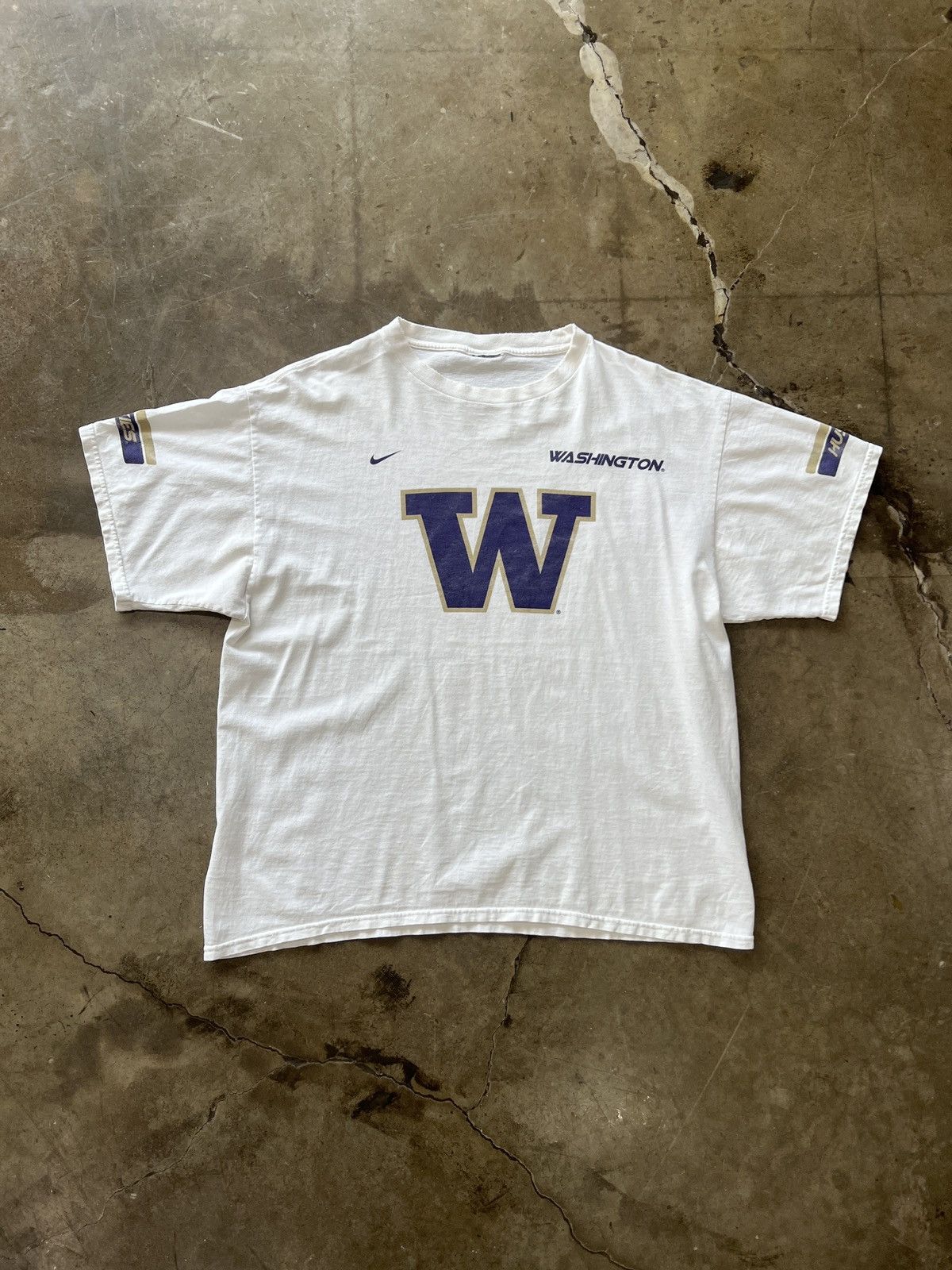 NCAA × Vintage Vintage NCAA Washington Huskies Tee Sz. Large Size US L / EU 52-54 / 3 - 2 Thumbnail