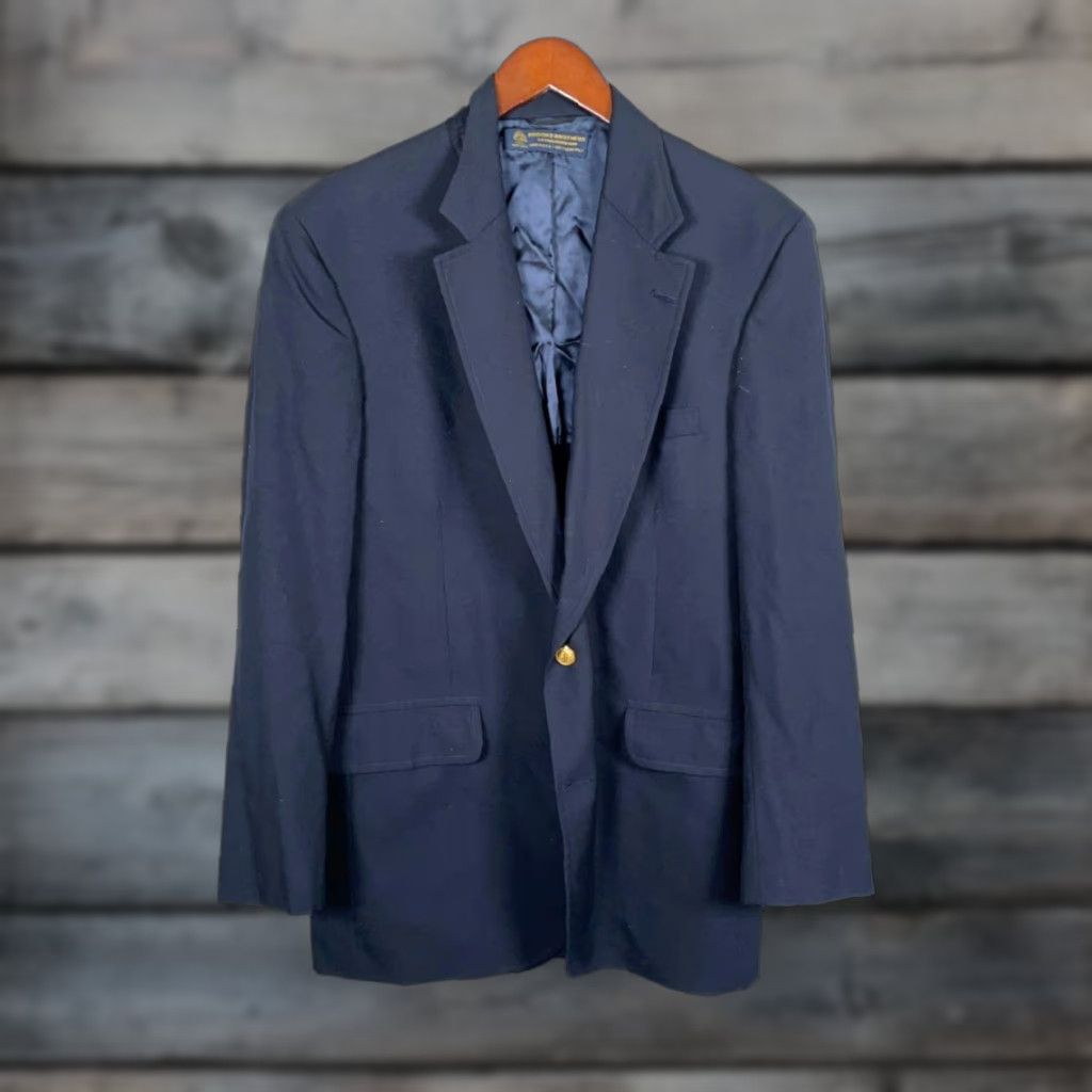 Brooks Brothers VINTAGE Brooks Brothers Blazer Jacket Men 41 Long Dark Blue Wool Notch Lapel 2 Button 3-Button Sleeves USA Made Size 42R - 1 Thumbnail