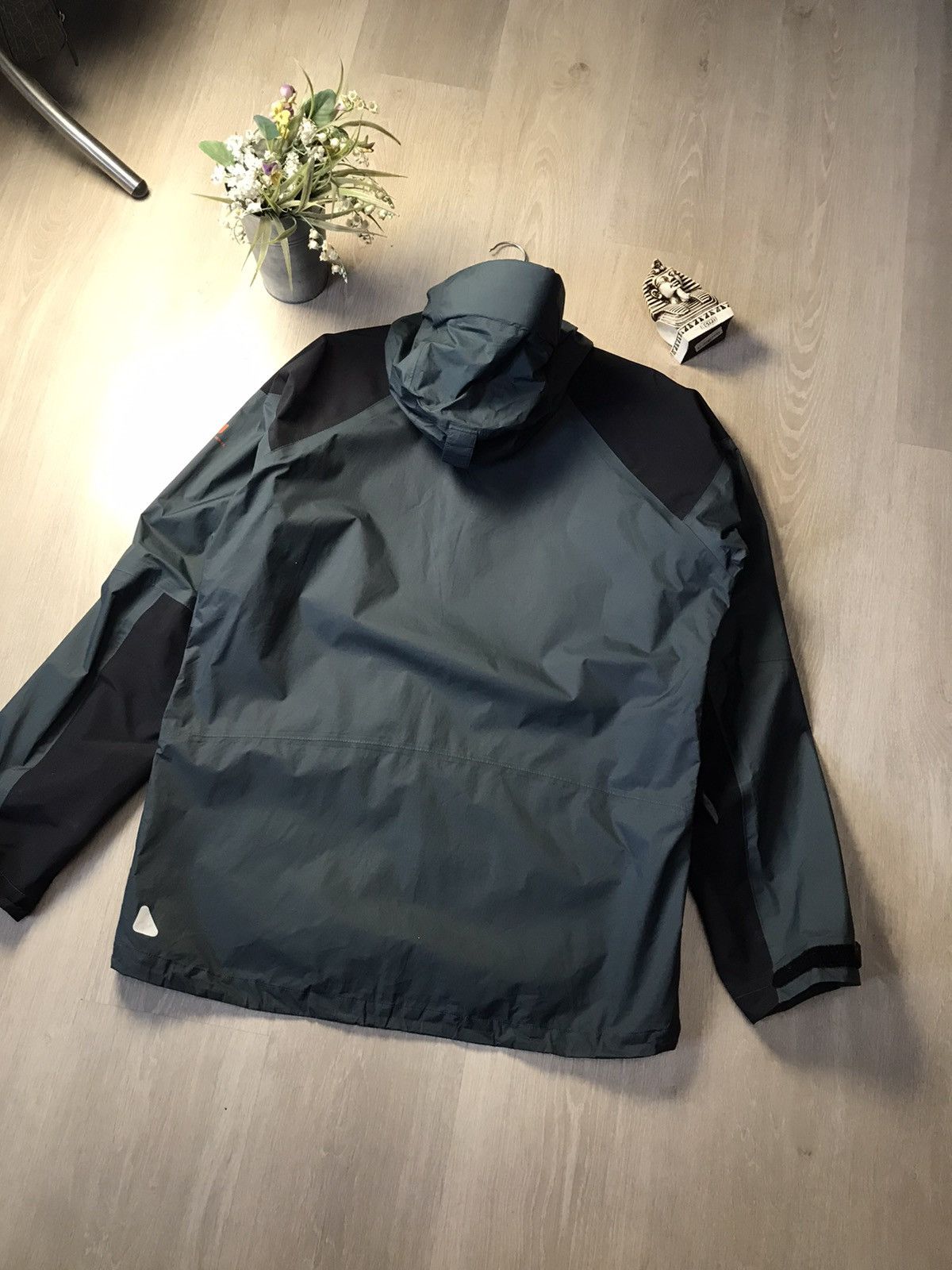 Goretex × Haglofs × Vintage Vintage Haglofs Ultimate series Y2K light jacket Size US L / EU 52-54 / 3 - 12 Thumbnail
