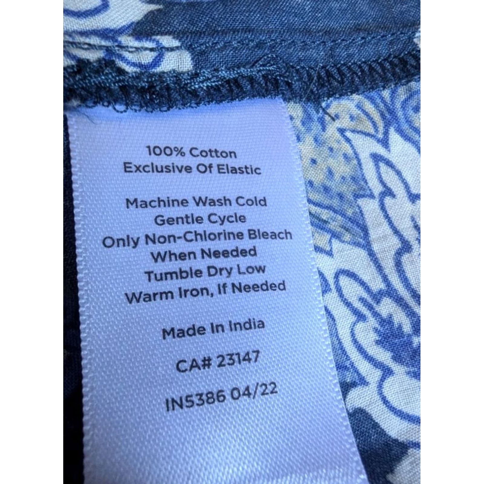Talbots Talbots Blouse Long Sleeve Navy Floral Peasant Top Women MP Preppy 100% Cotton EUC Ladies Petite Blue Size M / US 6-8 / IT 42-44 - 7 Thumbnail
