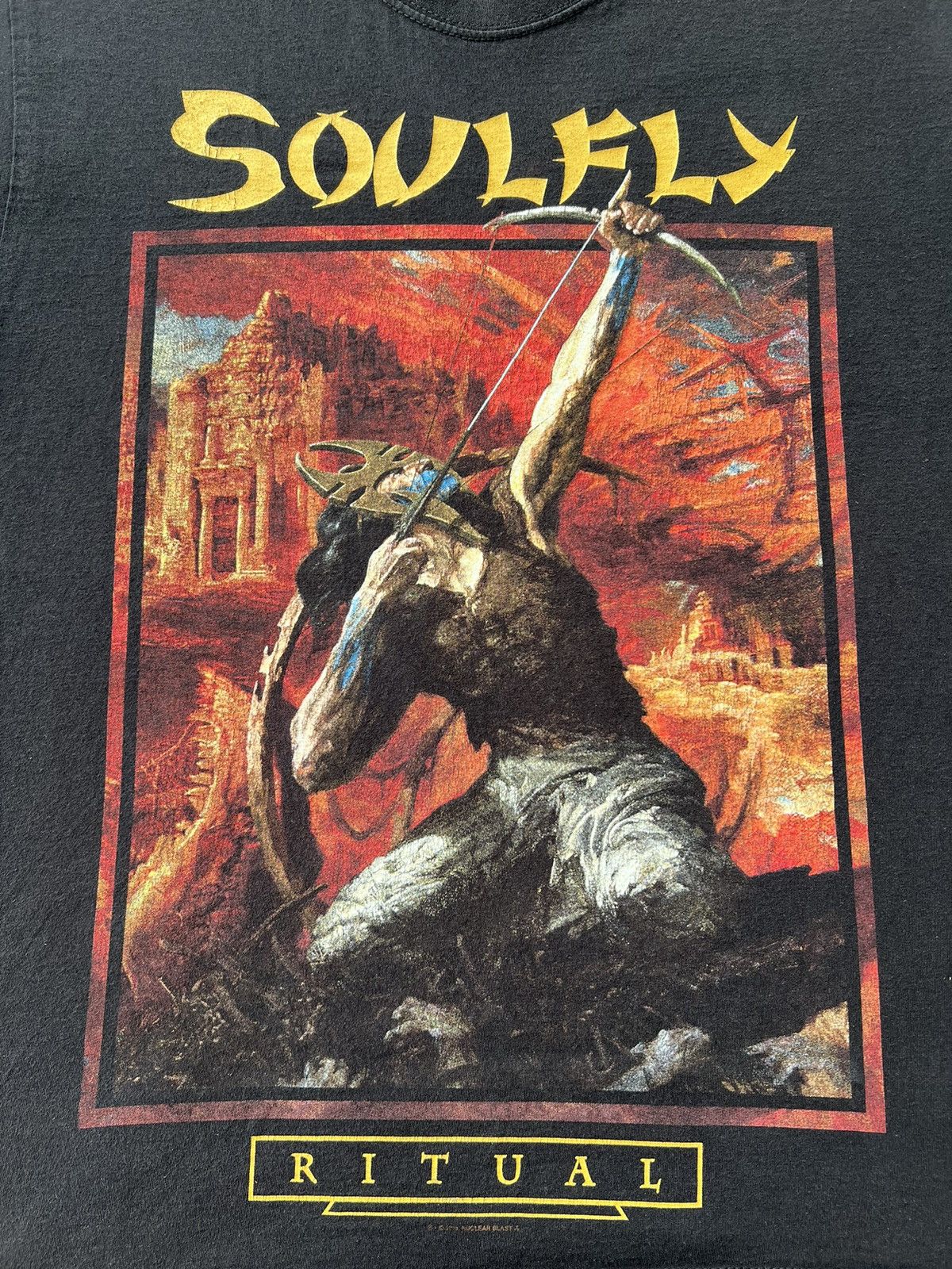 Band Tees Vintage 2019 Soulfly Ritual Metal Band Black T-shirt Size US M / EU 48-50 / 2 - 6 Thumbnail