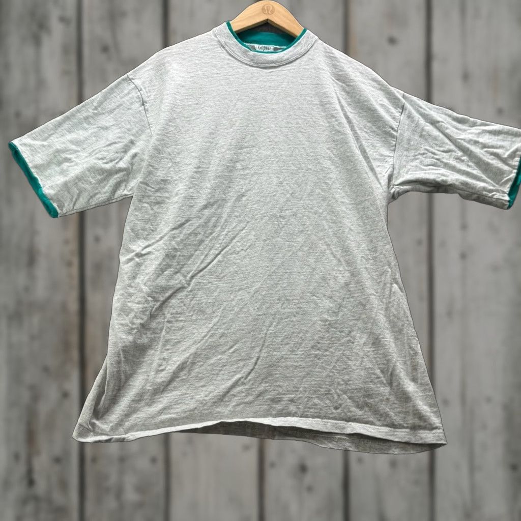 Vintage Vintage Gopher Sport Shirt Mens L Gray Crewneck T-Shirt Contrasting Trim Summer Size US L / EU 52-54 / 3 - 1 Thumbnail