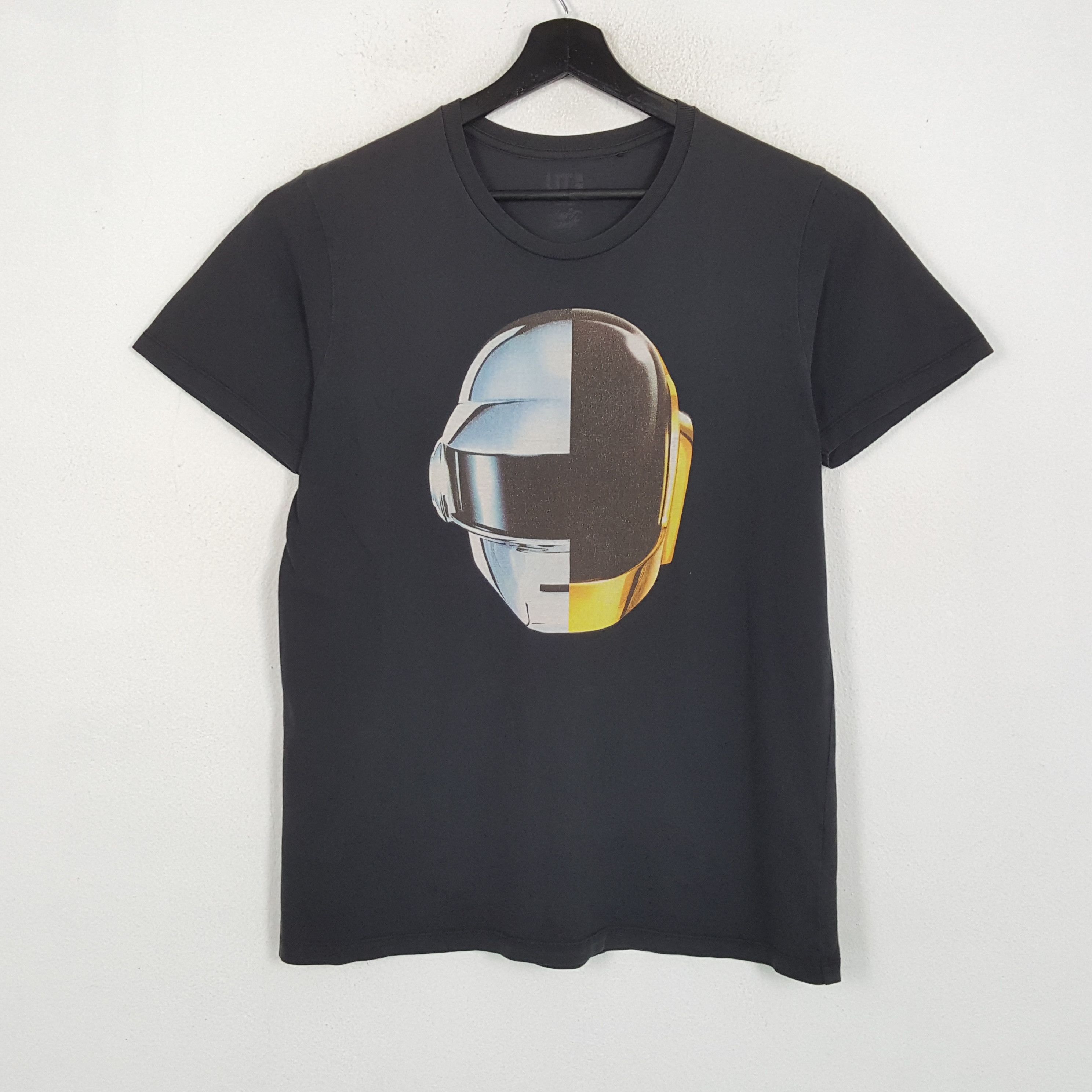 Band Tees × Vintage DAFT PUNK Electronic Music Duo Center Design Tshirt Size US M / EU 48-50 / 2 - 1 Thumbnail