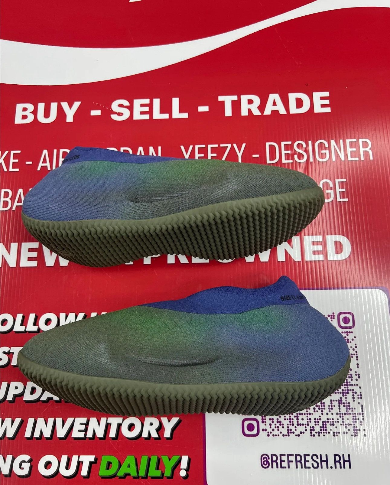 Adidas Yeezy Knit RNR Faded Azure Size 11.5 Size US 11.5 / EU 44-45 - 2 Thumbnail