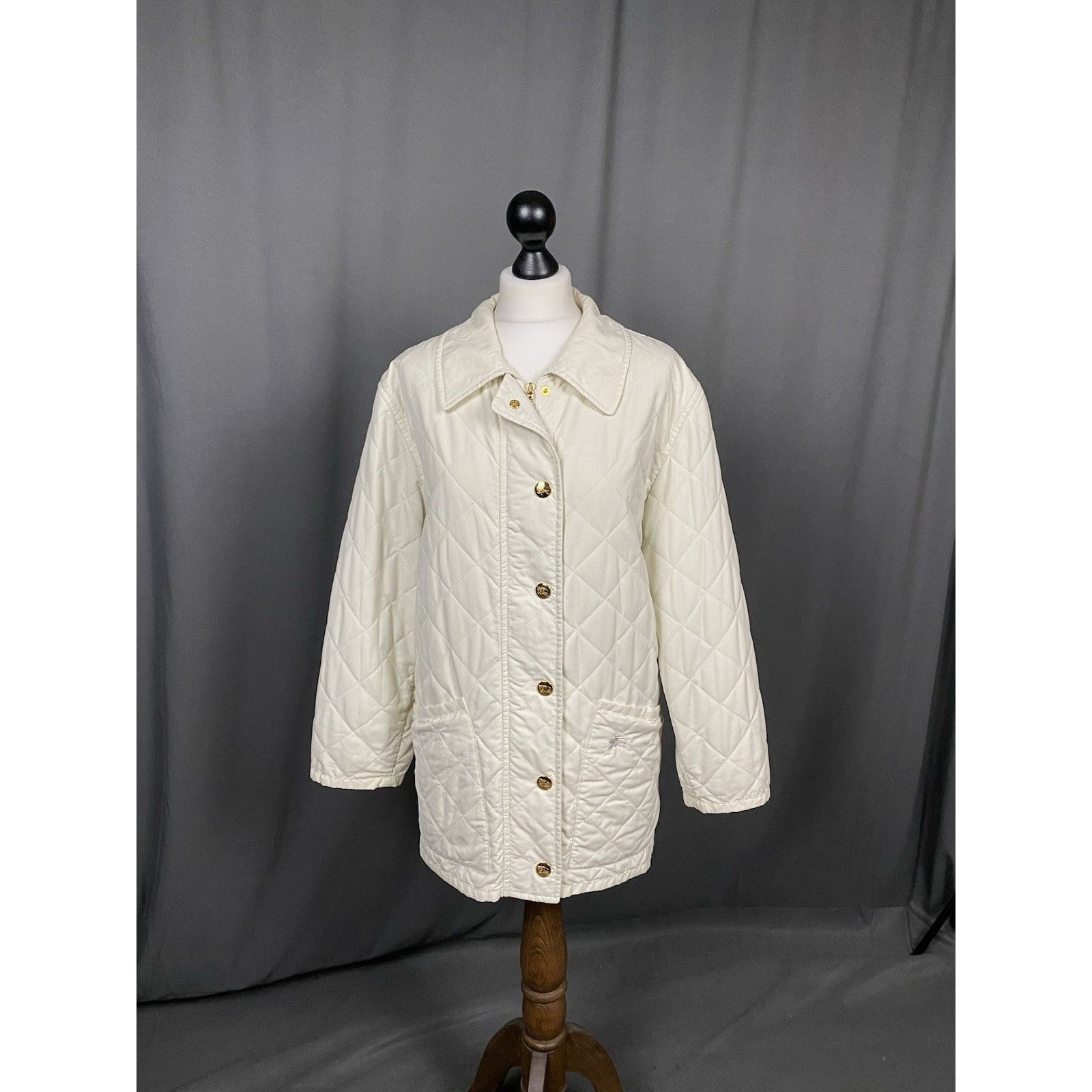 Burberry Burberry Nova Check Vintage Women's White Beige Quilted Jack Size XS / US 0-2 / IT 36-38 - 2 Thumbnail