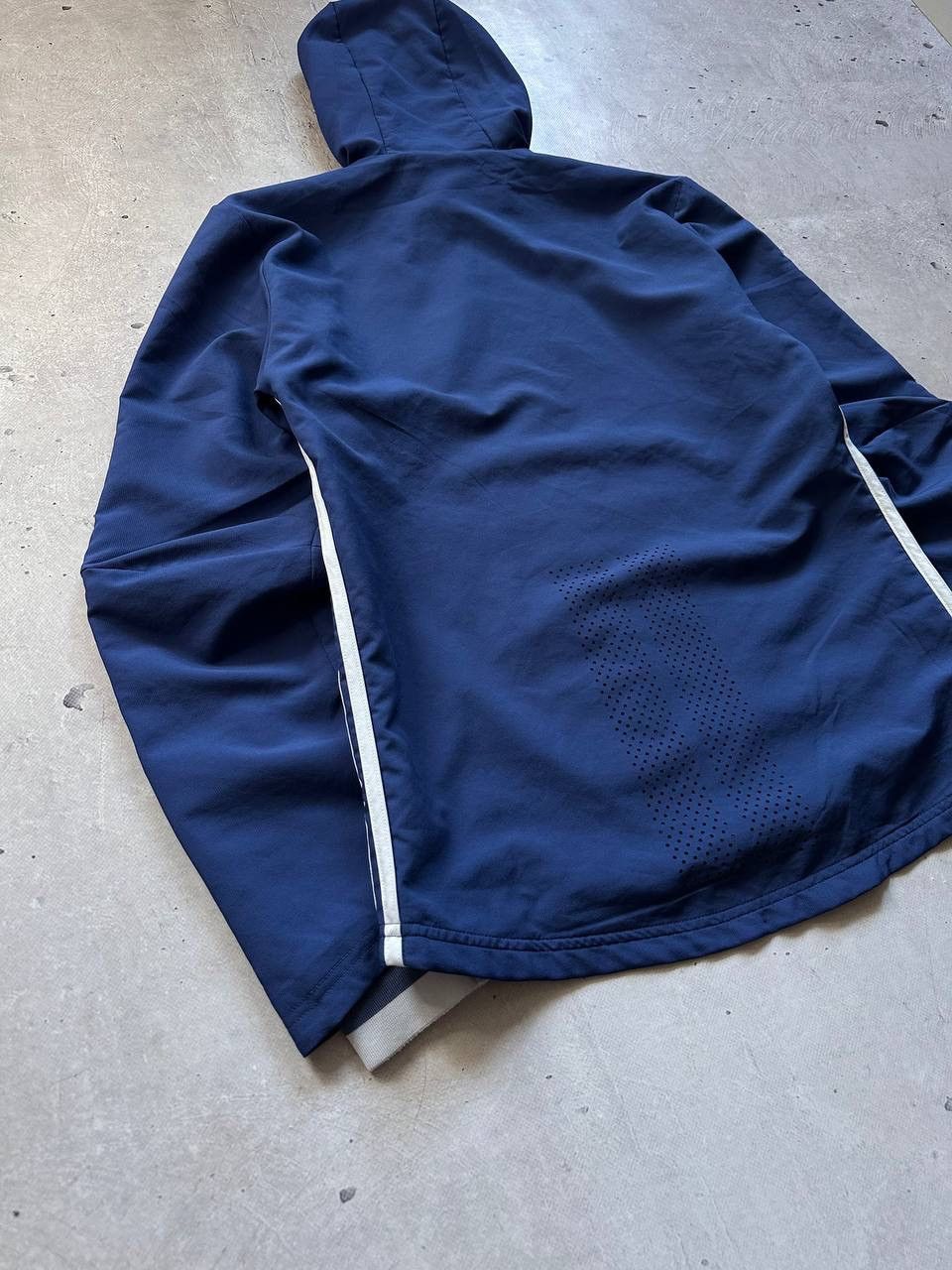 Adidas Adidas FC Real Madrid 2016 Football Team Training Jacket Size US S / EU 44-46 / 1 - 10 Thumbnail