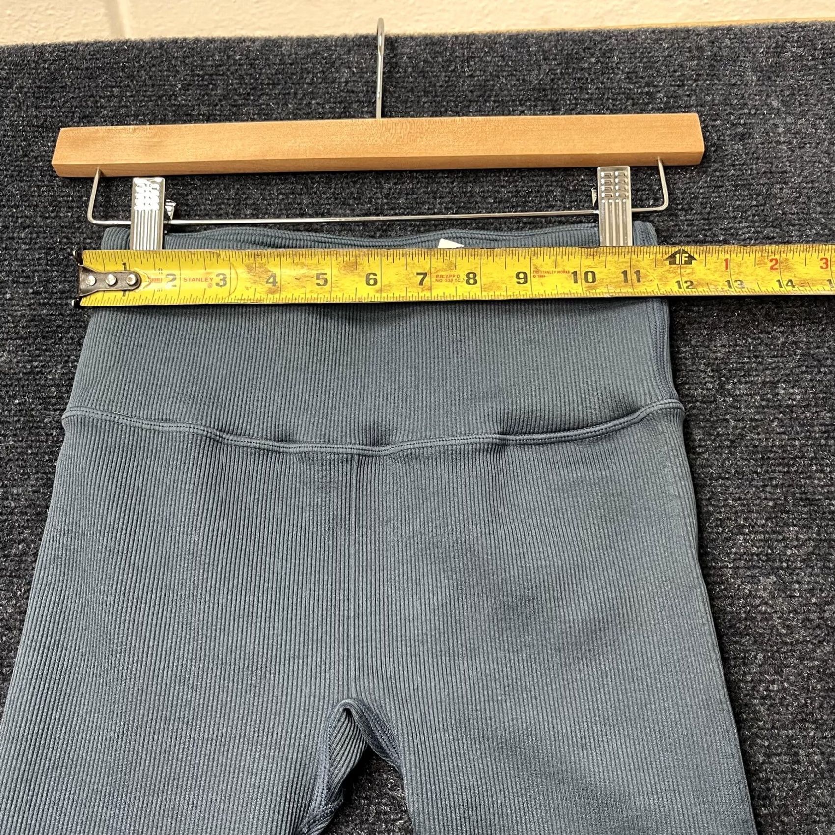 Fabletics Fabletics Leggings Womens S Blue Ankle High Rise Yoga Activewear Skinny Ribbed Knit Elastic Waist Championship-like Size 28" / US 6 / IT 42 - 6 Thumbnail