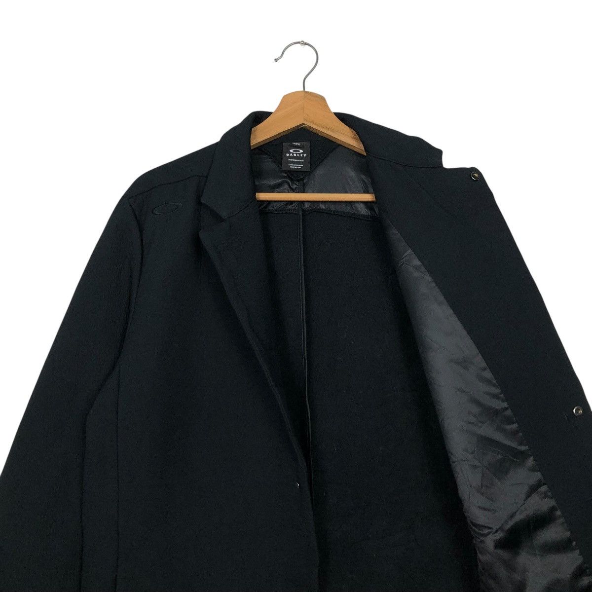 Oakley 🔥RICH BLACK CHORE JACKET OAKLEY PERFORMANCE FIT Size US L / EU 52-54 / 3 - 14 Thumbnail