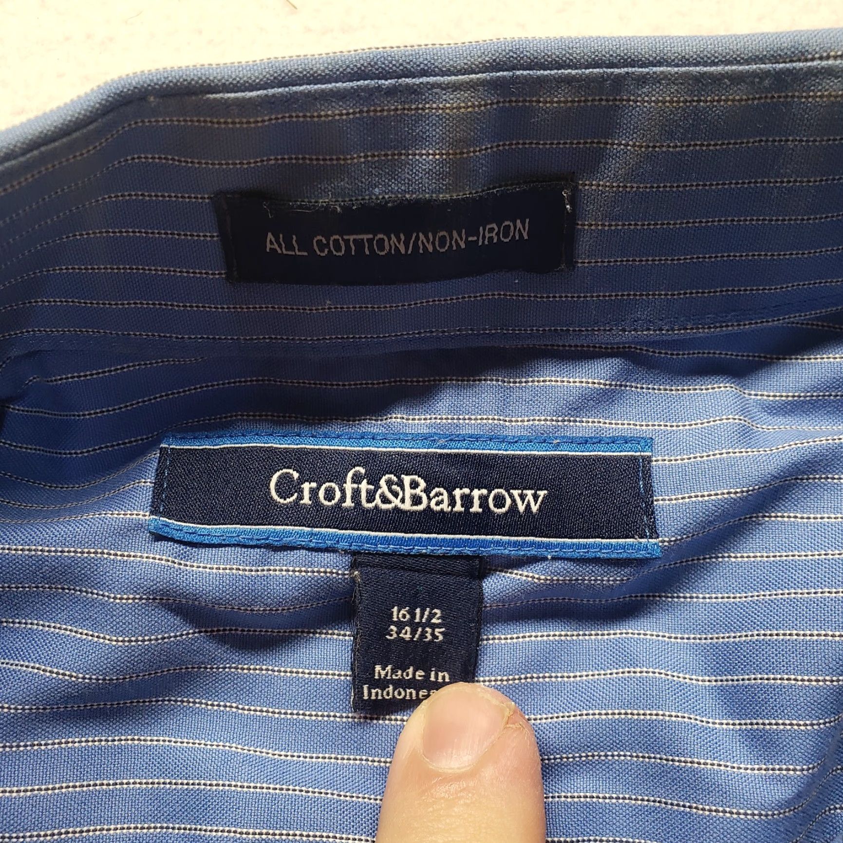 Croft & Barrow Croft & Barrow Shirt Blue Striped Long Sleeve Button-Up Adult Men 16.5 34/35 L White/Blue Colorful 90s? Size US L / EU 52-54 / 3 - 3 Thumbnail