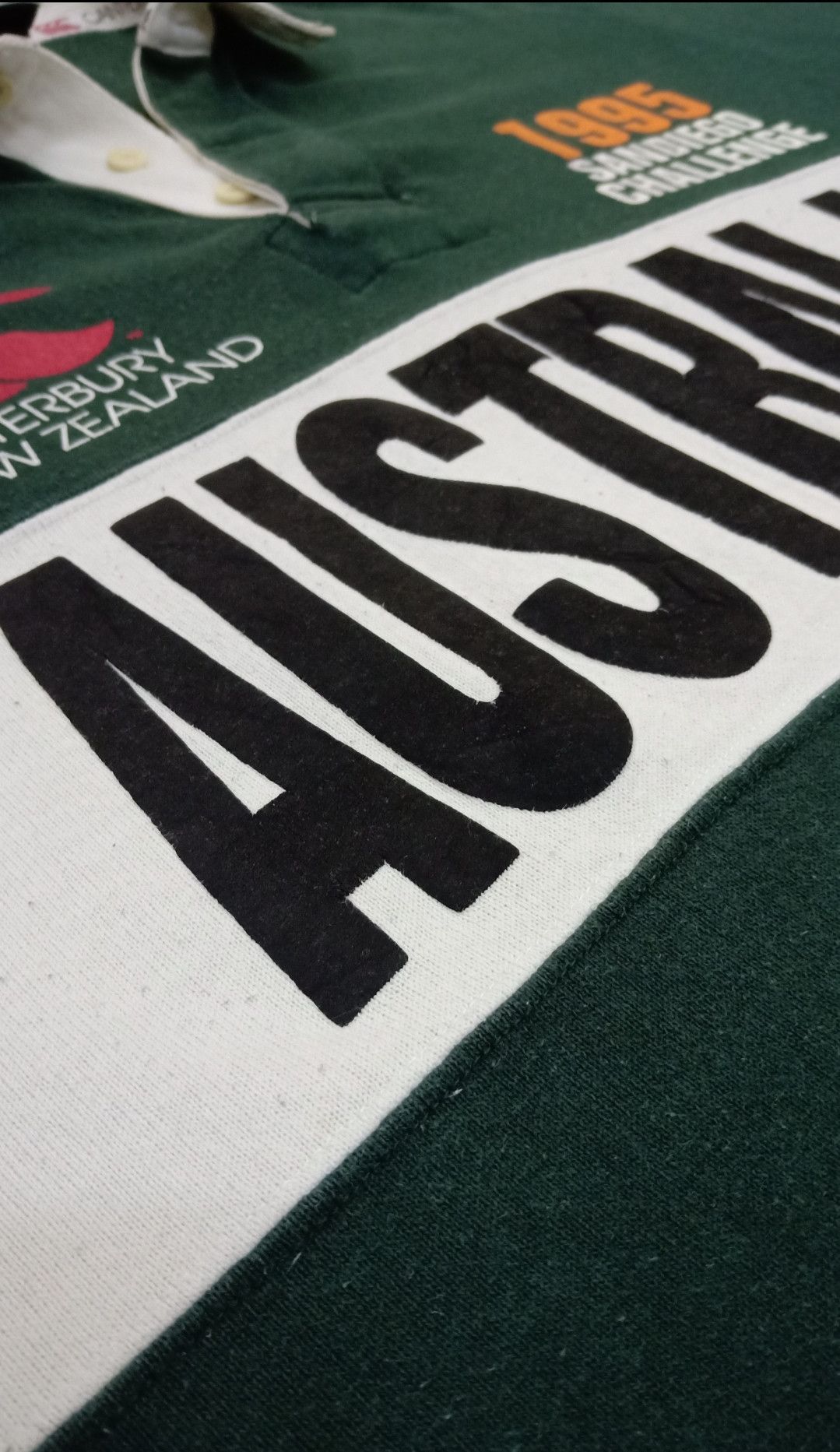 Canterbury of New Zealand × Vintage Vintage 90s SanDiego Challenge Australia Rugby T-shirt Size US L / EU 52-54 / 3 - 5 Thumbnail